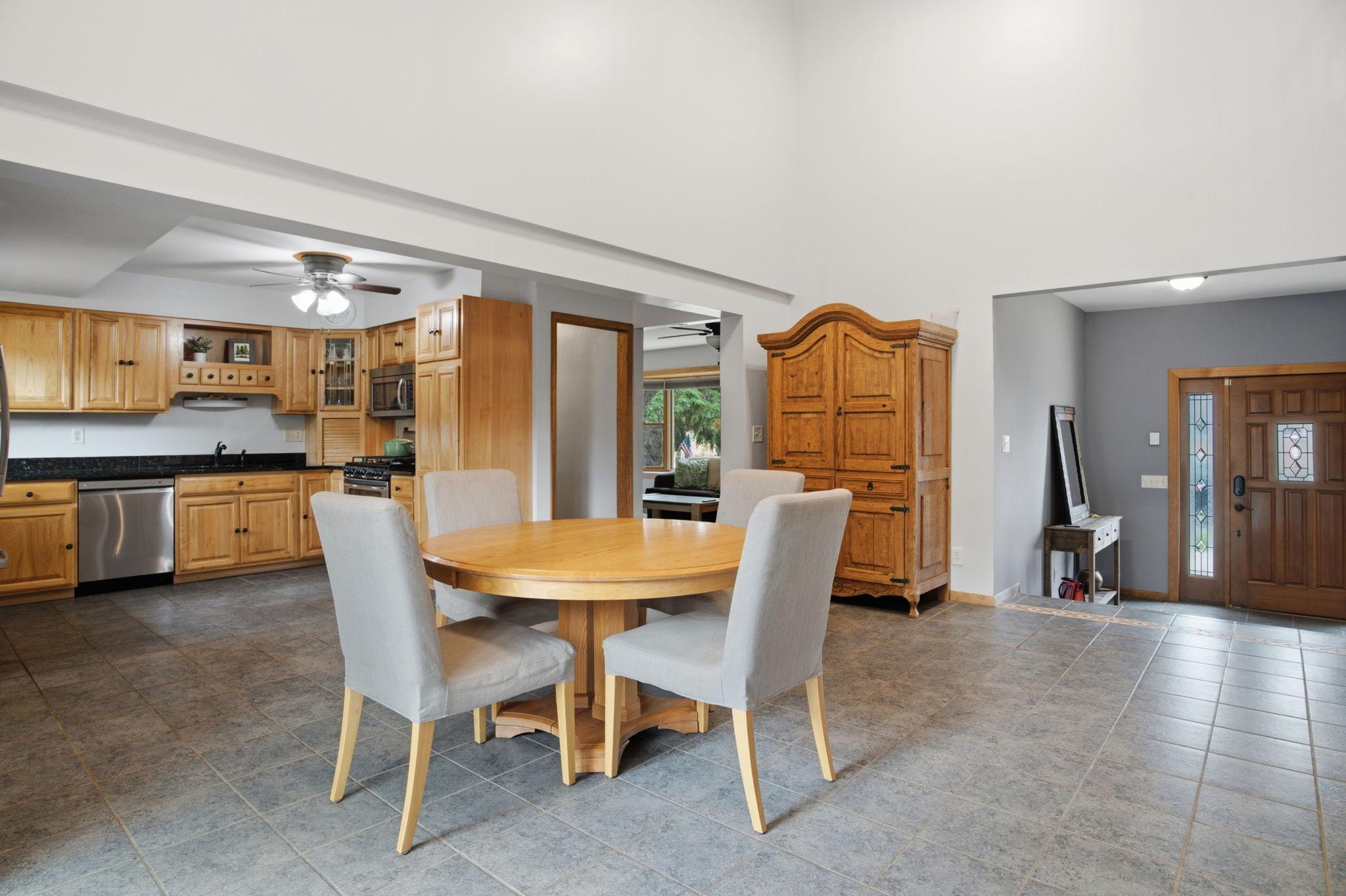 View of Residential at 9140 Aldrich Avenue, Bloomington MN 55420, Bloomington (15 of 64) - Mike Wilen | Minnesota Team Real Estate