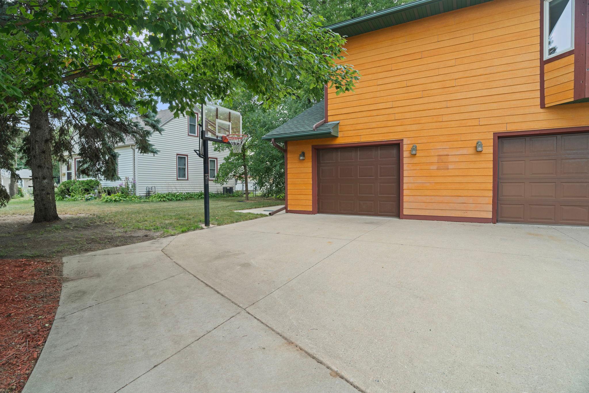 View of Residential at 9140 Aldrich Avenue, Bloomington MN 55420, Bloomington (4 of 64) - Mike Wilen | Minnesota Team Real Estate