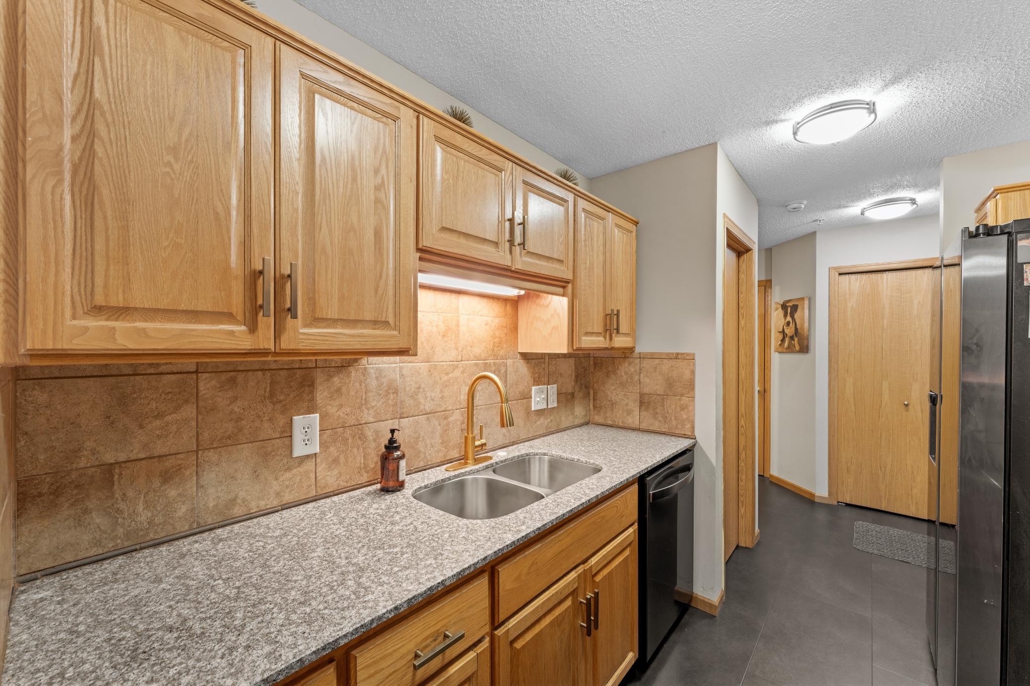 View of Residential at 5677 100th Lane, Brooklyn Park MN 55443, Brooklyn Park (10 of 28) - Mike Wilen | Minnesota Team Real Estate