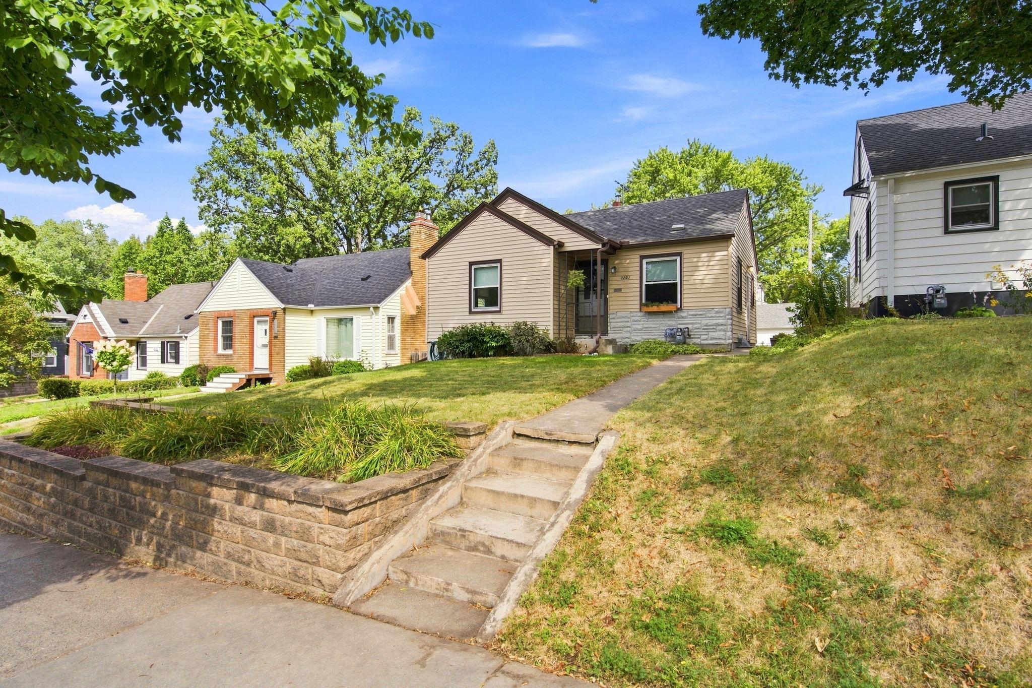 View of Residential at 3251 Taylor Street, Minneapolis MN 55418, Minneapolis (2 of 43) - Mike Wilen | Minnesota Team Real Estate