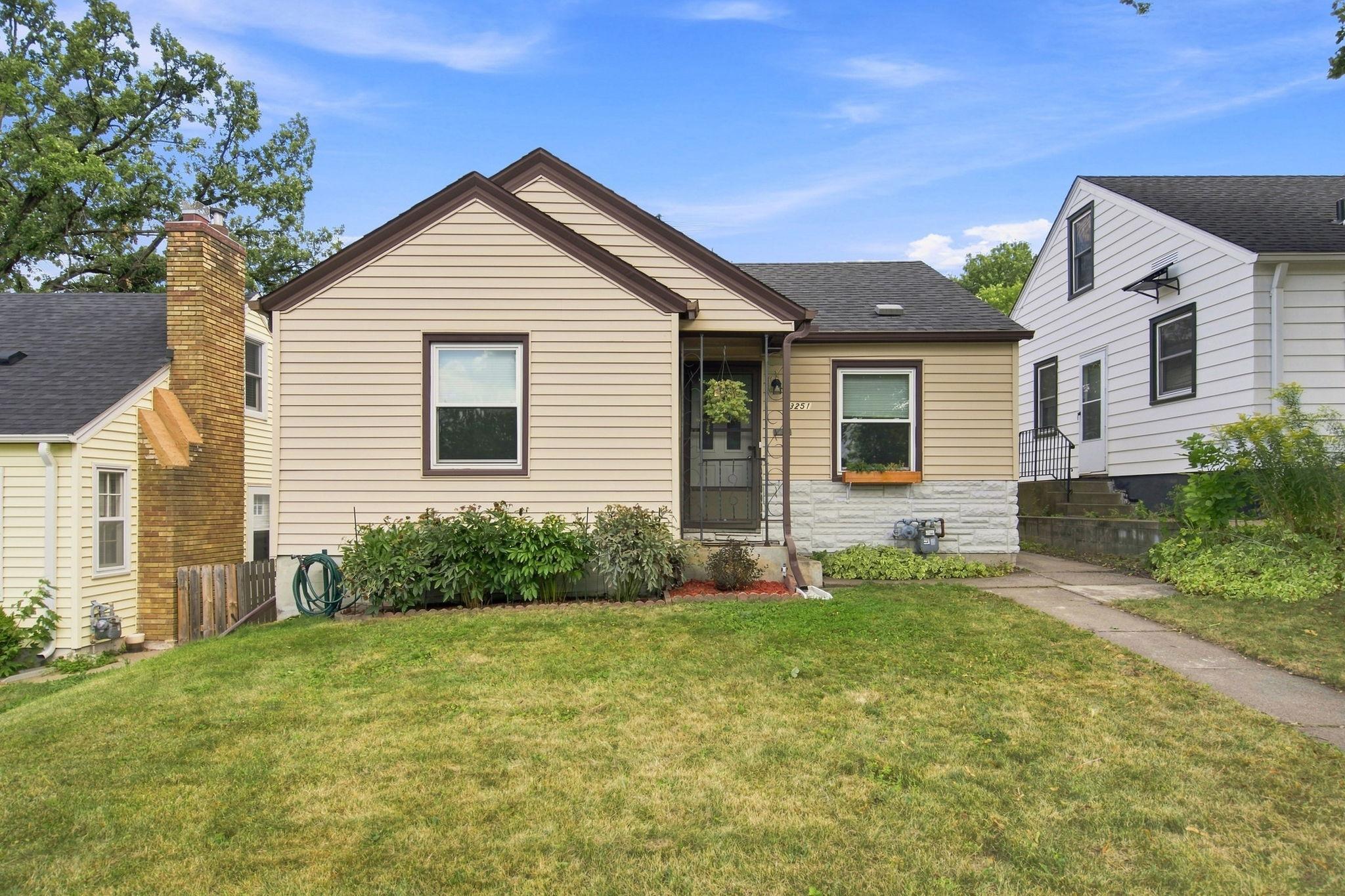 View of Residential at 3251 Taylor Street, Minneapolis MN 55418, Minneapolis (39 of 43) - Mike Wilen | Minnesota Team Real Estate