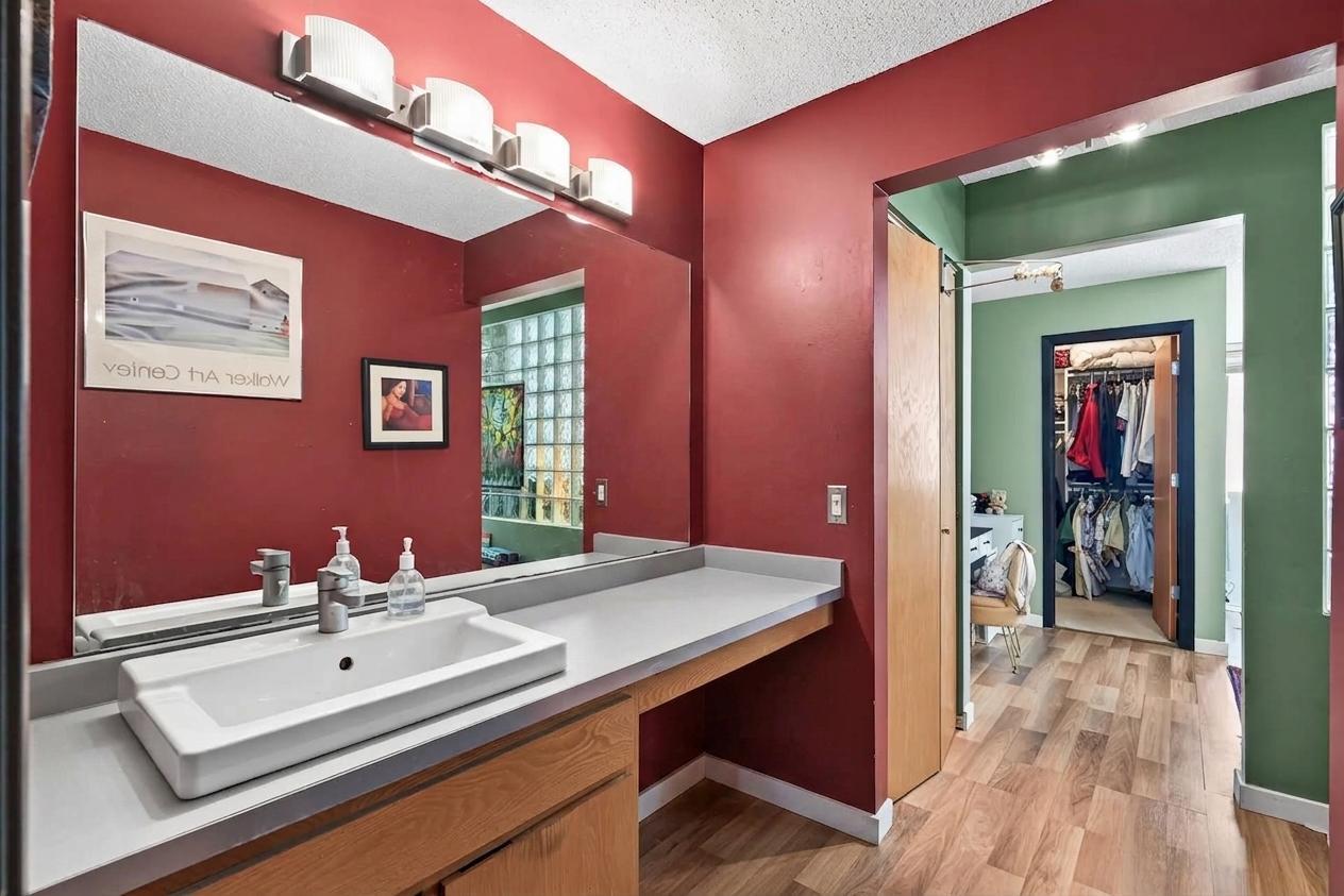 View of Residential at 3059 Lake Shore Drive #A, Minneapolis MN 55416, Minneapolis (19 of 29) - Mike Wilen | Minnesota Team Real Estate