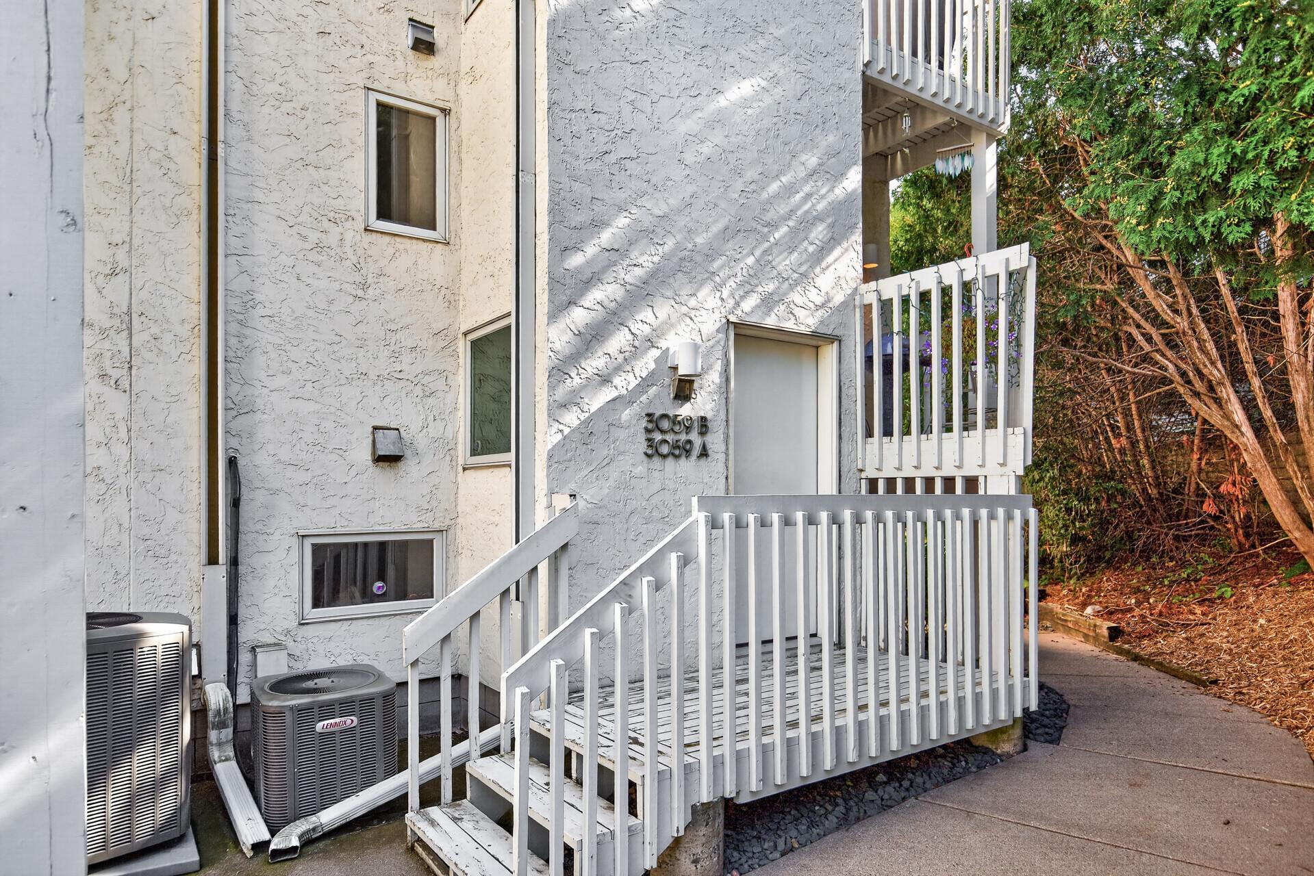 View of Residential at 3059 Lake Shore Drive #A, Minneapolis MN 55416, Minneapolis (28 of 29) - Mike Wilen | Minnesota Team Real Estate