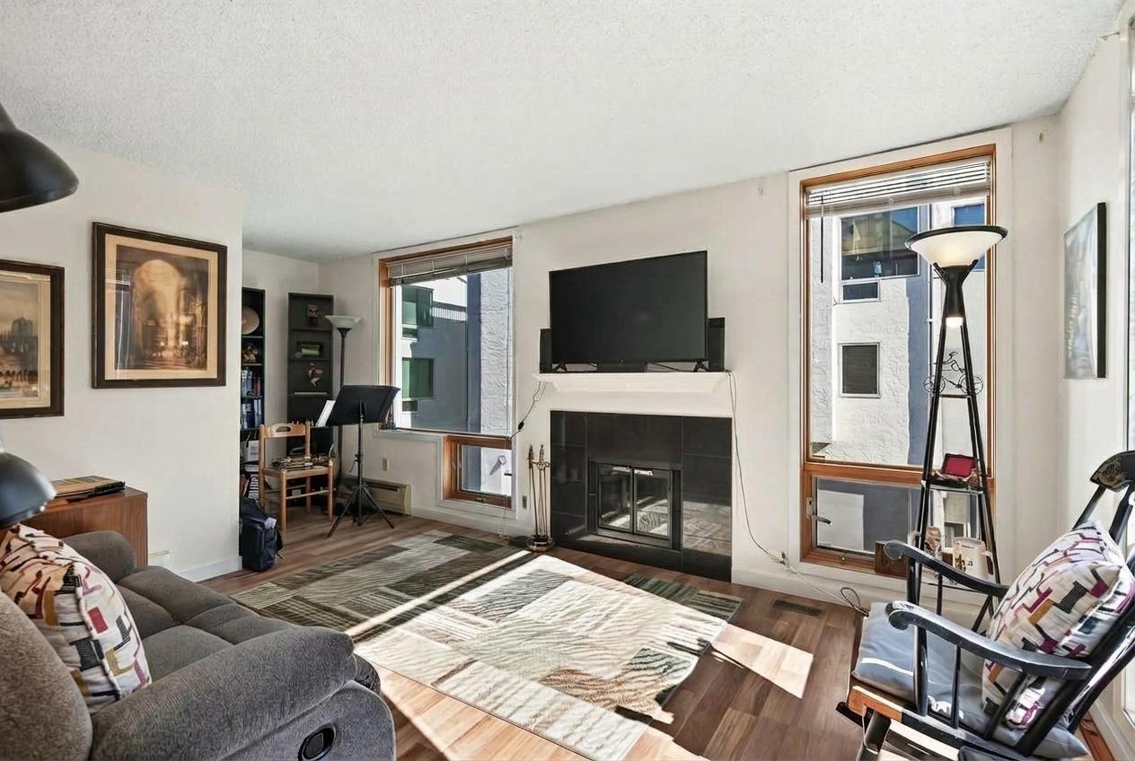 View of Residential at 3059 Lake Shore Drive #A, Minneapolis MN 55416, Minneapolis (17 of 38) - Mike Wilen | Minnesota Team Real Estate