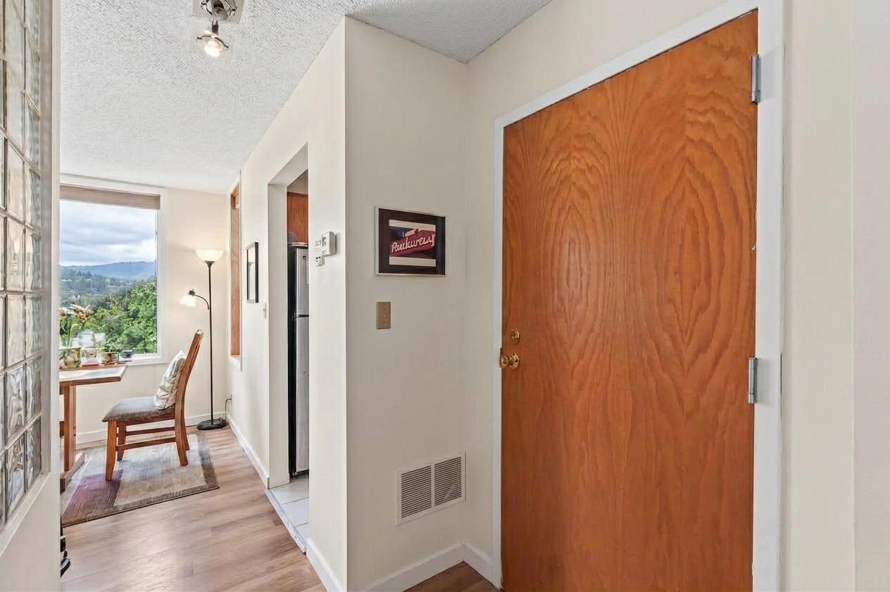 View of Residential at 3059 Lake Shore Drive #A, Minneapolis MN 55416, Minneapolis (21 of 38) - Mike Wilen | Minnesota Team Real Estate