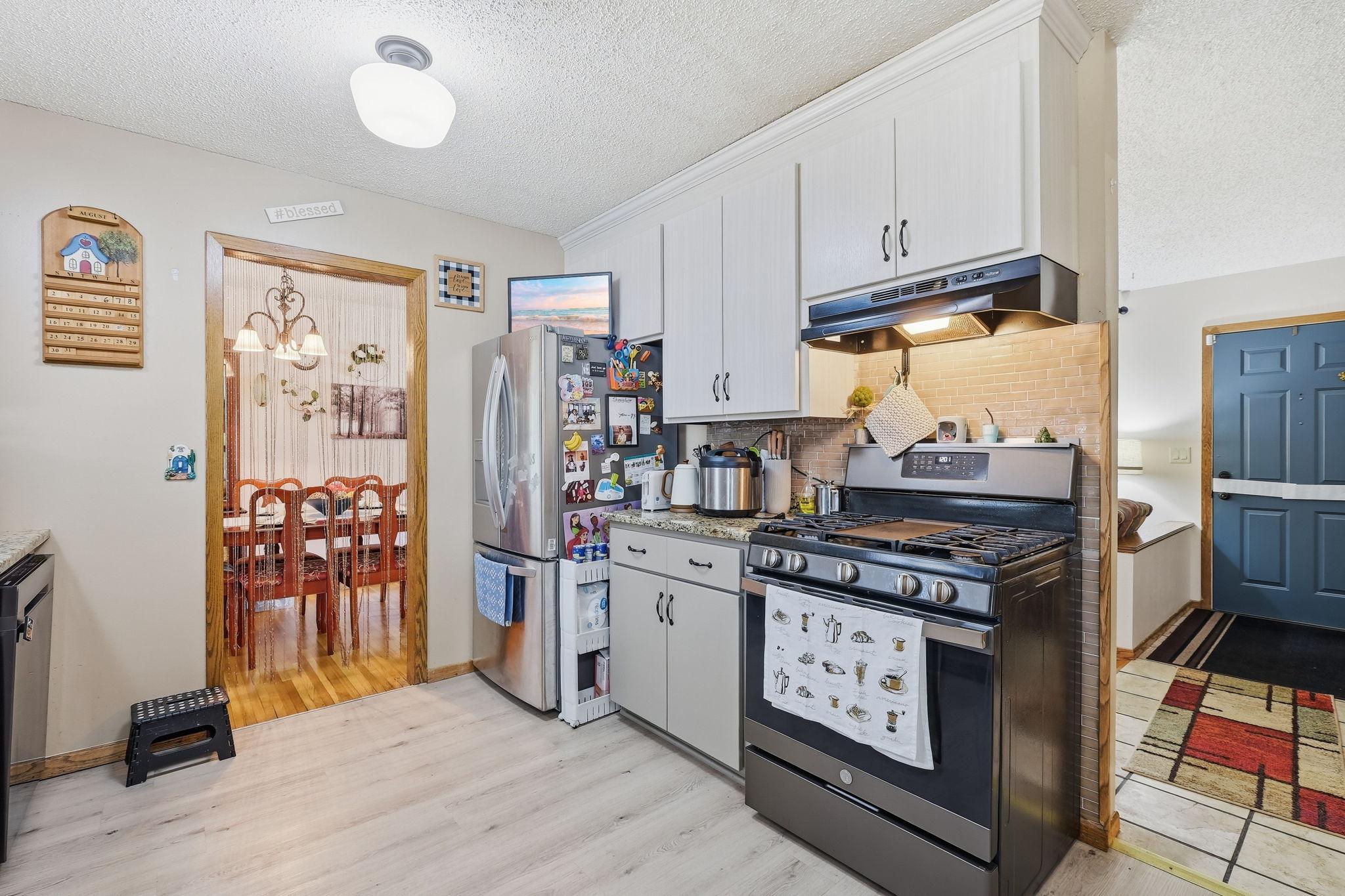 View of Residential at 6933 Brunswick Avenue, Brooklyn Park MN 55429, Brooklyn Park (12 of 30) - Mike Wilen | Minnesota Team Real Estate