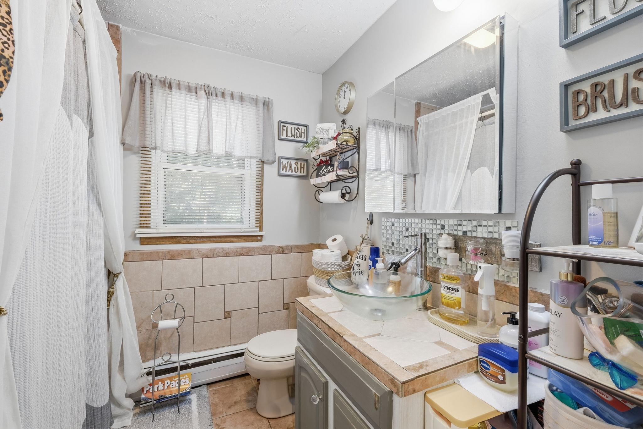 View of Residential at 6933 Brunswick Avenue, Brooklyn Park MN 55429, Brooklyn Park (21 of 30) - Mike Wilen | Minnesota Team Real Estate