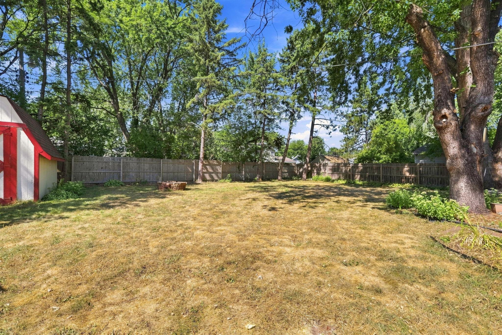 View of Residential at 6933 Brunswick Avenue, Brooklyn Park MN 55429, Brooklyn Park (7 of 30) - Mike Wilen | Minnesota Team Real Estate