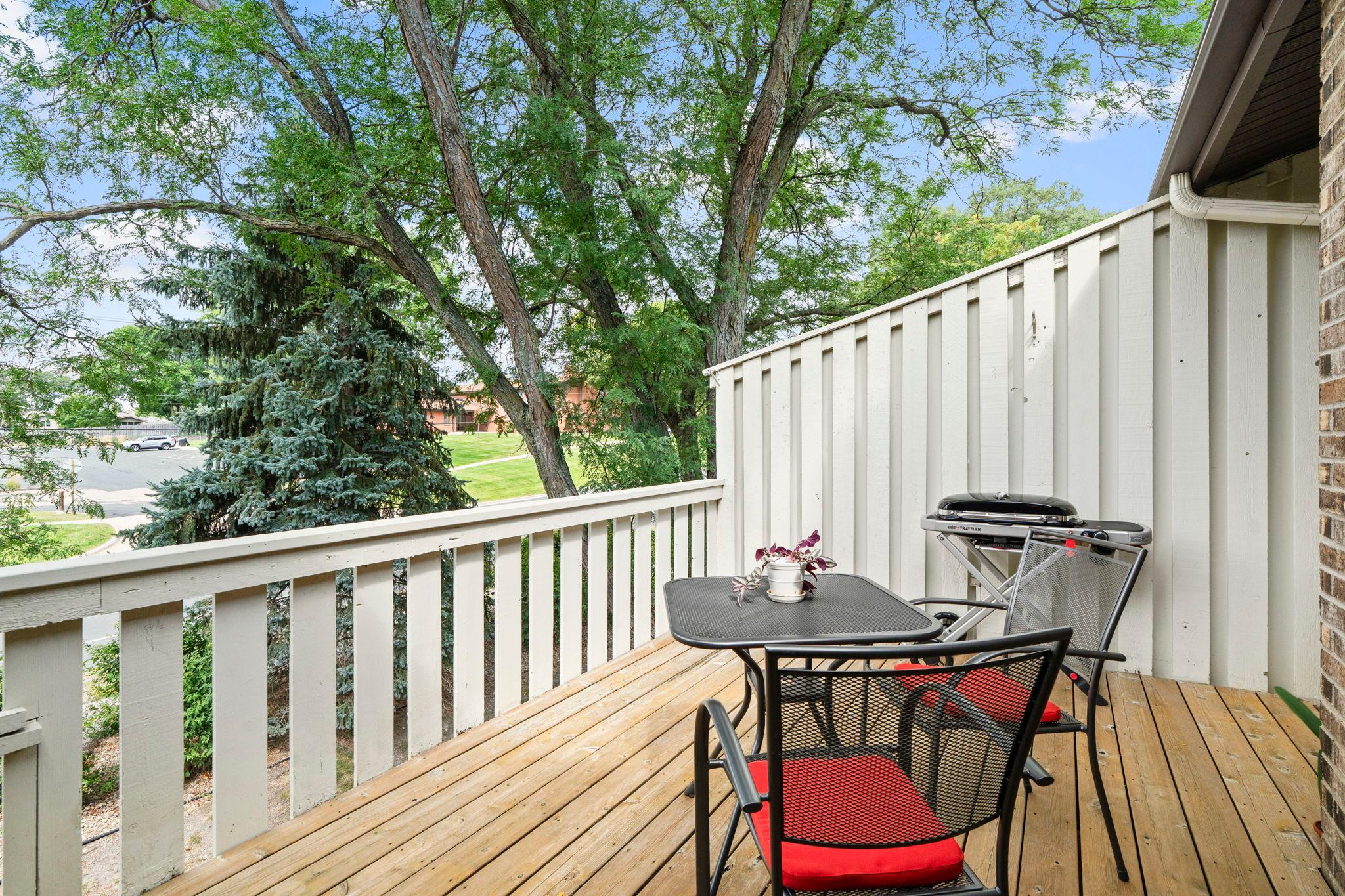 View of Residential at 5757 Hyland Courts Drive, Bloomington MN 55437, Bloomington (11 of 32) - Mike Wilen | Minnesota Team Real Estate