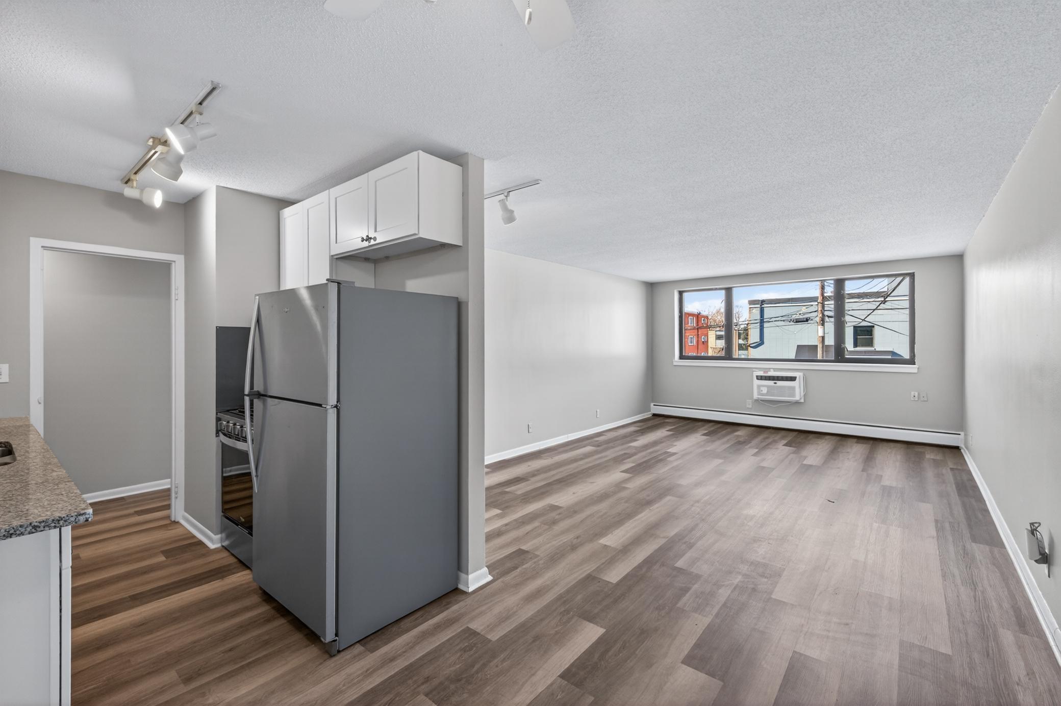 View of Residential at 2500 Blaisdell Avenue #206, Minneapolis MN 55404, Minneapolis (7 of 16) - Mike Wilen | Minnesota Team Real Estate