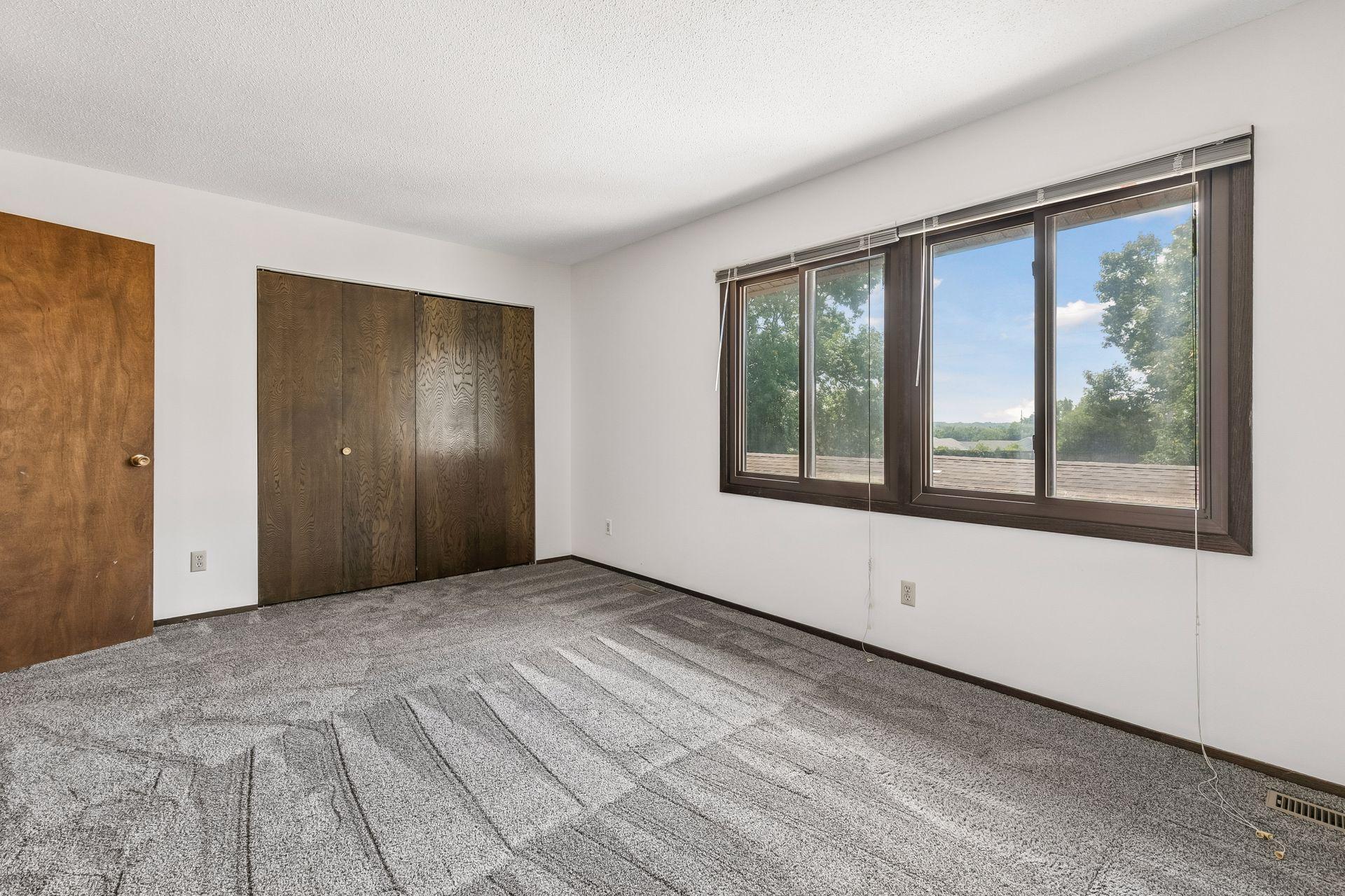 View of Residential at 13748 Heather Hills Drive, Burnsville MN 55337, Burnsville (20 of 23) - Mike Wilen | Minnesota Team Real Estate