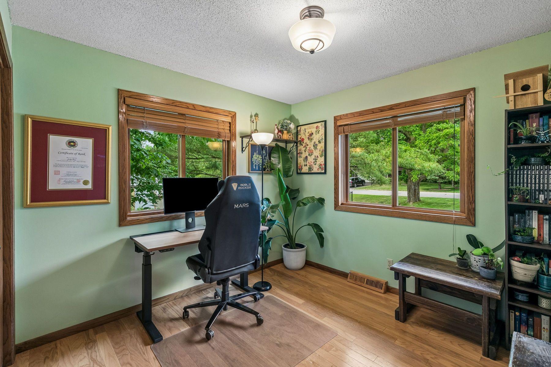 View of Residential at 12725 Ethelton Way, Apple Valley MN 55124, Apple Valley (11 of 26) - Mike Wilen | Minnesota Team Real Estate