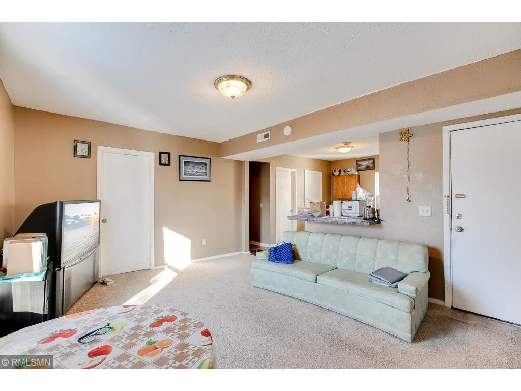 View of Residential Income at 2834 15th Avenue, Minneapolis MN 55407, Minneapolis (22 of 50) - Mike Wilen | Minnesota Team Real Estate