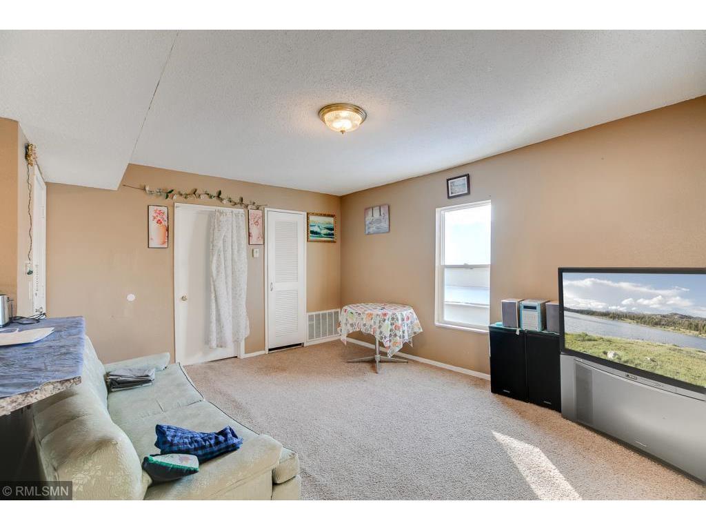 View of Residential Income at 2834 15th Avenue, Minneapolis MN 55407, Minneapolis (19 of 50) - Mike Wilen | Minnesota Team Real Estate
