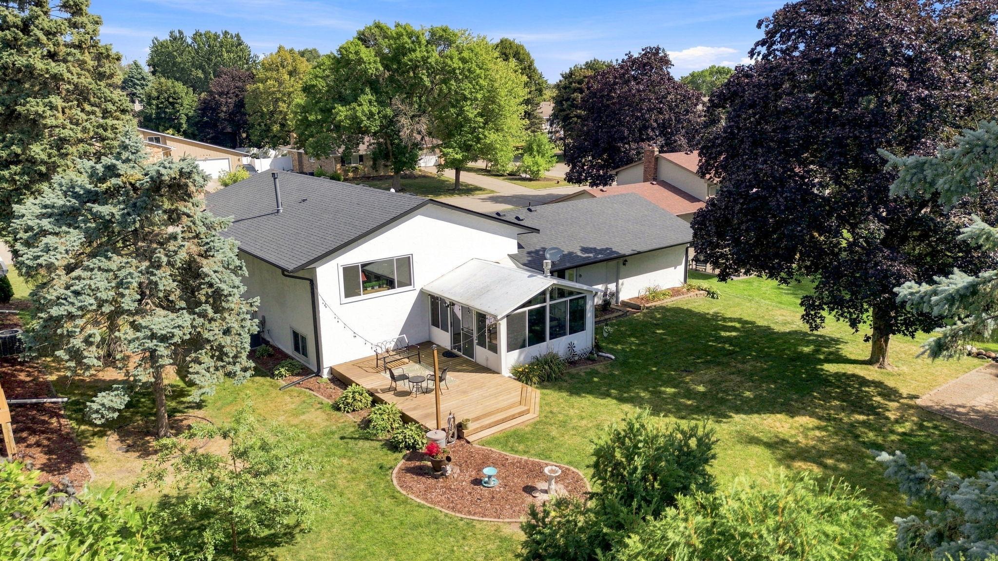 View of Residential at 7565 Paul Road, Woodbury MN 55125, Woodbury (40 of 46) - Mike Wilen | Minnesota Team Real Estate
