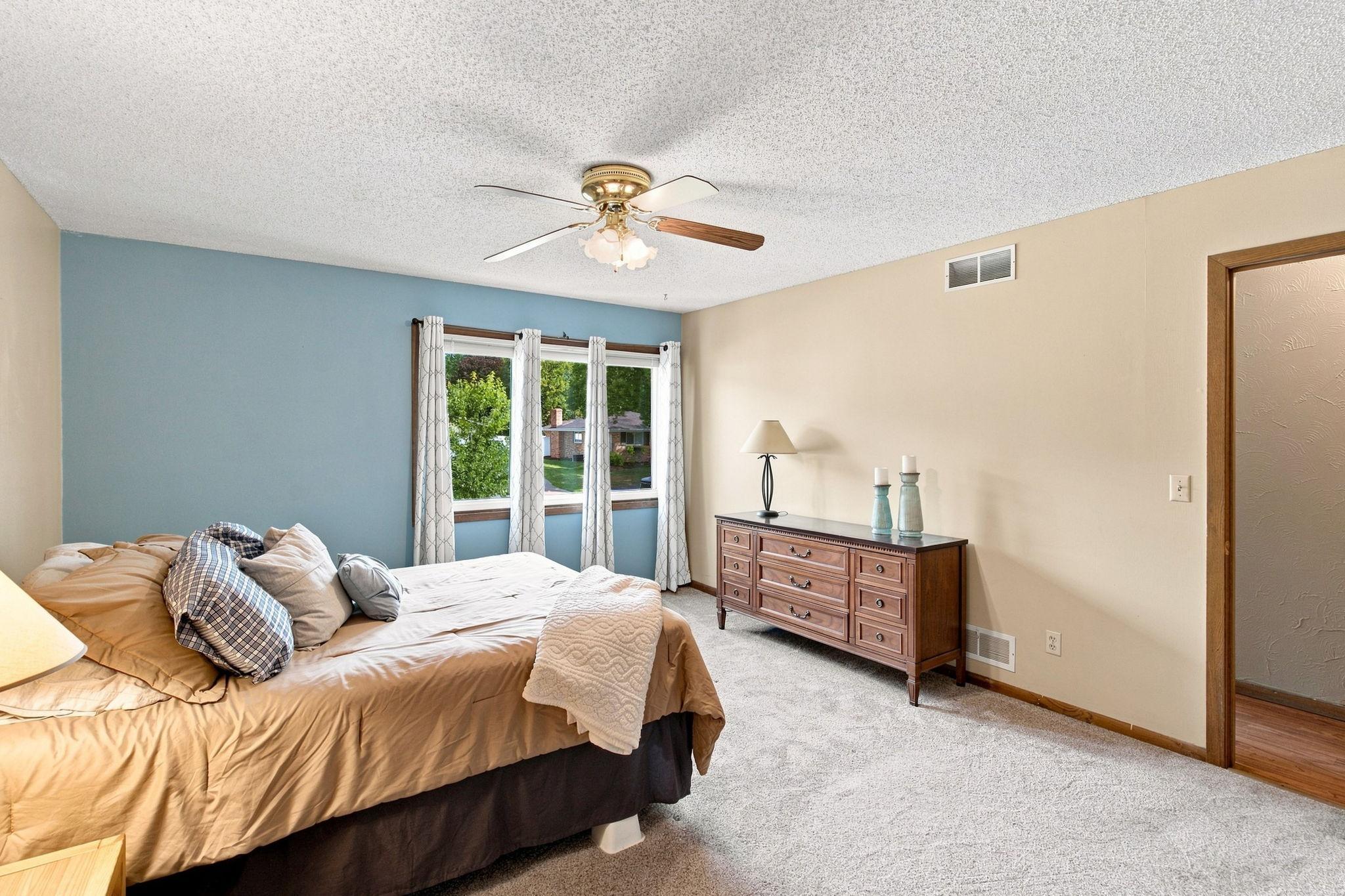View of Residential at 7565 Paul Road, Woodbury MN 55125, Woodbury (21 of 46) - Mike Wilen | Minnesota Team Real Estate