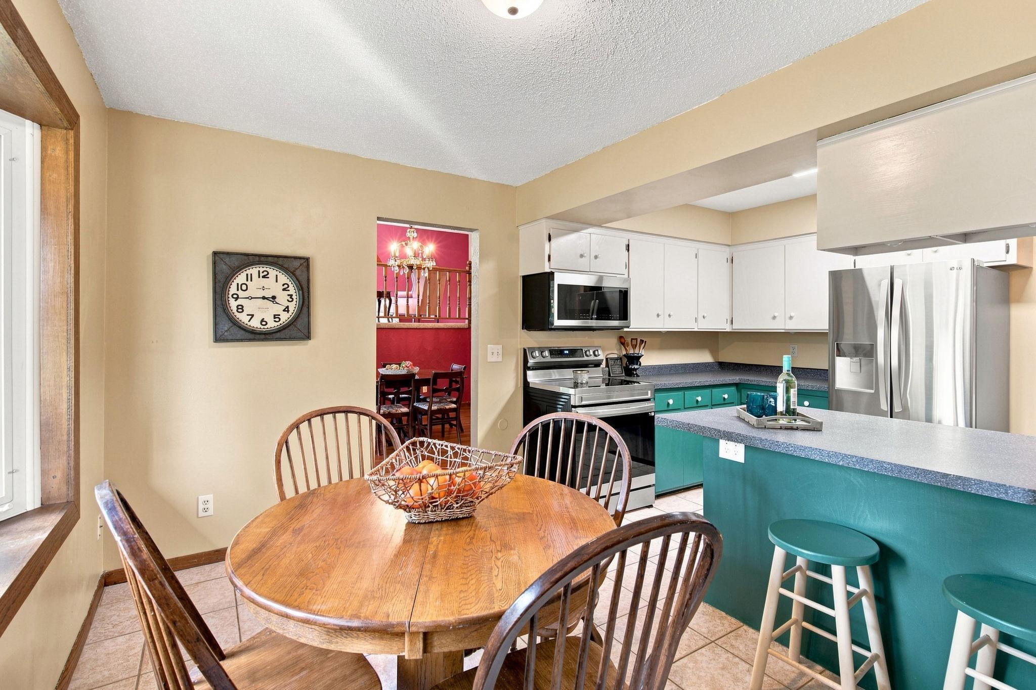 View of Residential at 7565 Paul Road, Woodbury MN 55125, Woodbury (10 of 46) - Mike Wilen | Minnesota Team Real Estate