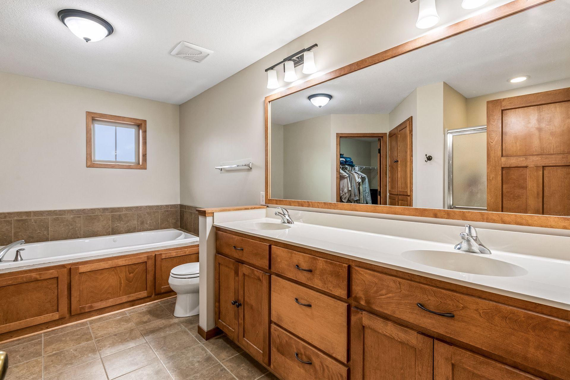 View of Residential at 18274 Imagery Lane, Lakeville MN 55044, Lakeville (22 of 32) - Mike Wilen | Minnesota Team Real Estate