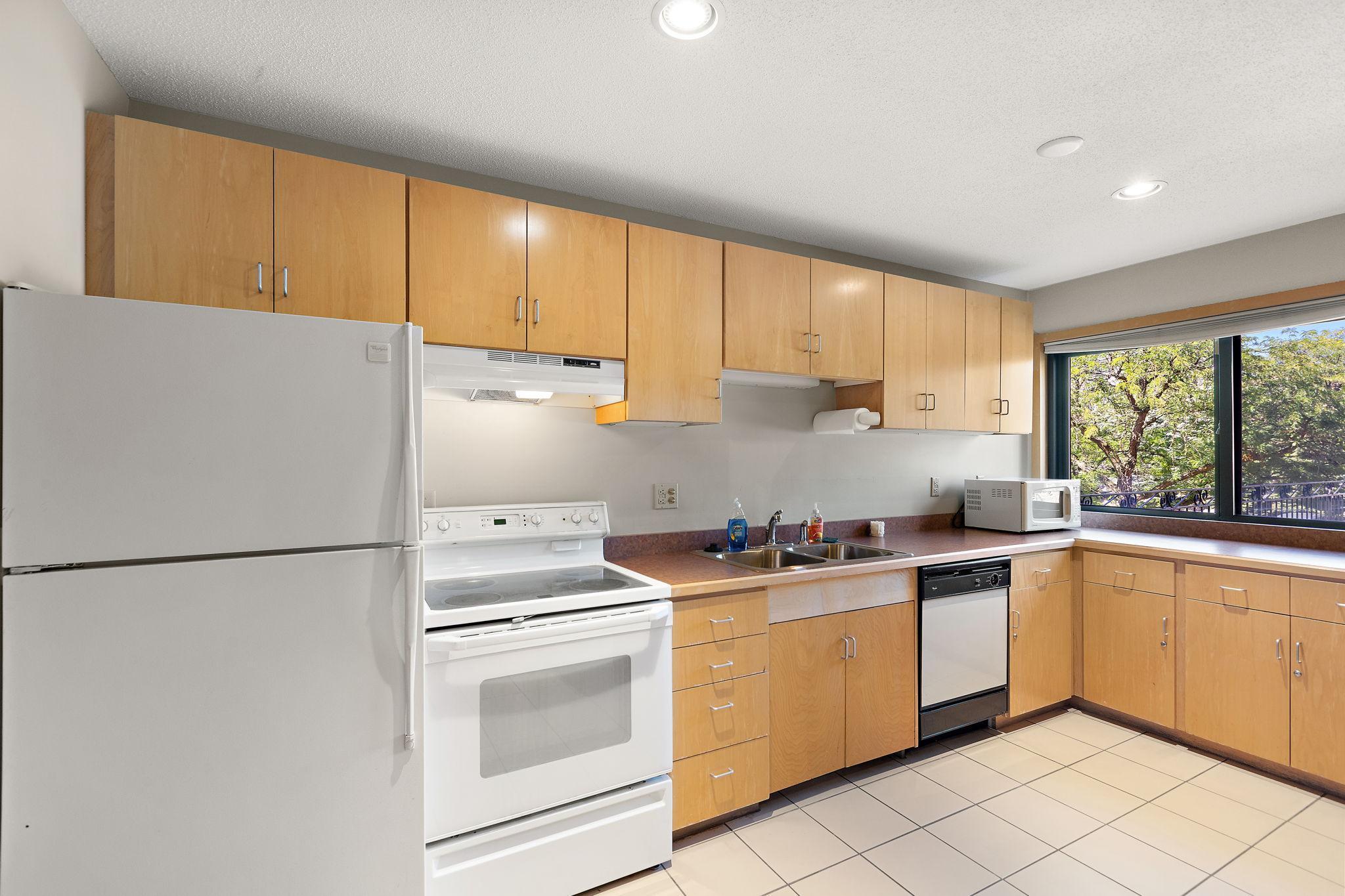 View of Residential at 4100 Parklawn Avenue #109, Edina MN 55435, Edina (9 of 25) - Mike Wilen | Minnesota Team Real Estate