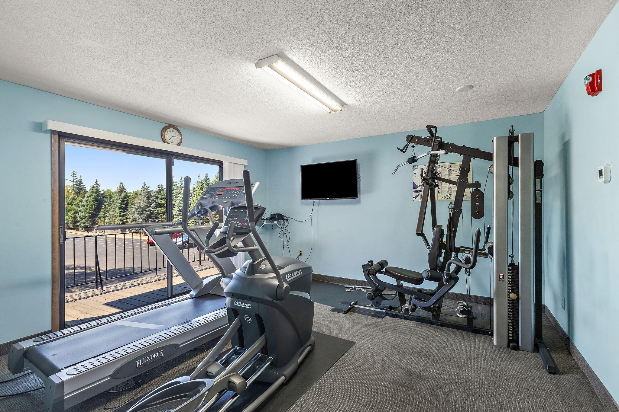 View of Residential at 4100 Parklawn Avenue #109, Edina MN 55435, Edina (11 of 25) - Mike Wilen | Minnesota Team Real Estate