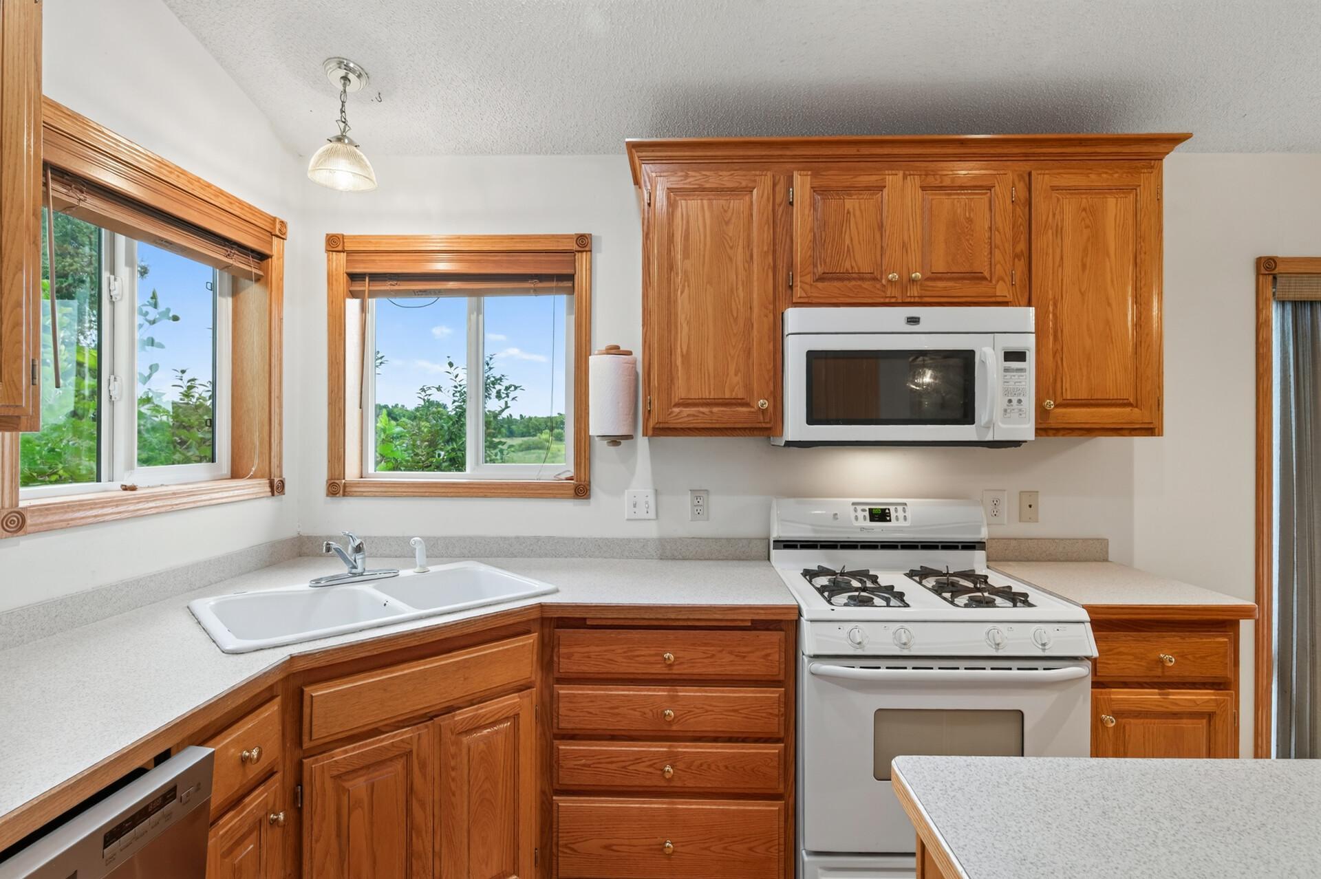 View of Residential at 23855 Aspen Drive, Rogers MN 55374, Rogers (11 of 31) - Mike Wilen | Minnesota Team Real Estate