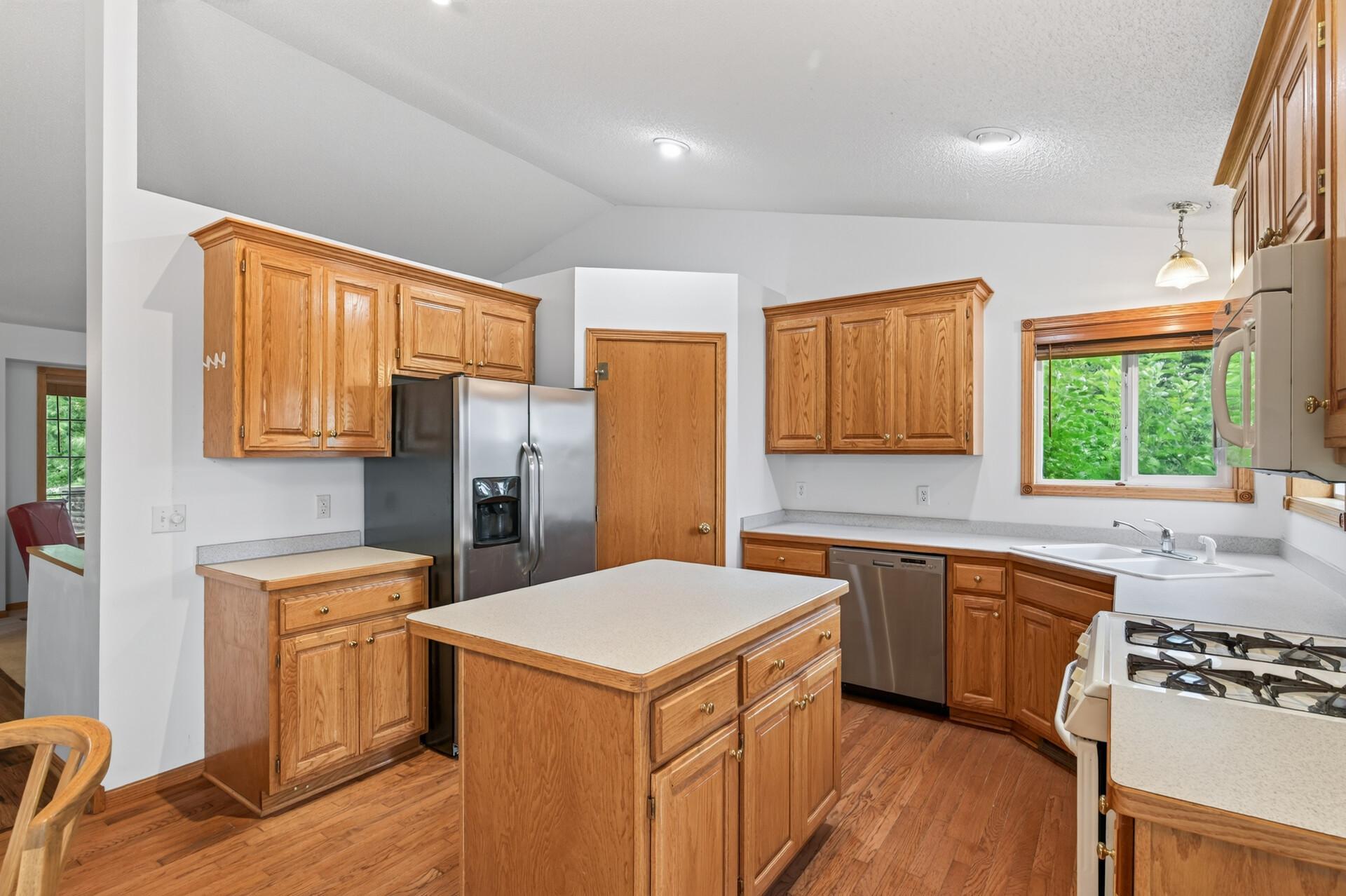 View of Residential at 23855 Aspen Drive, Rogers MN 55374, Rogers (10 of 31) - Mike Wilen | Minnesota Team Real Estate