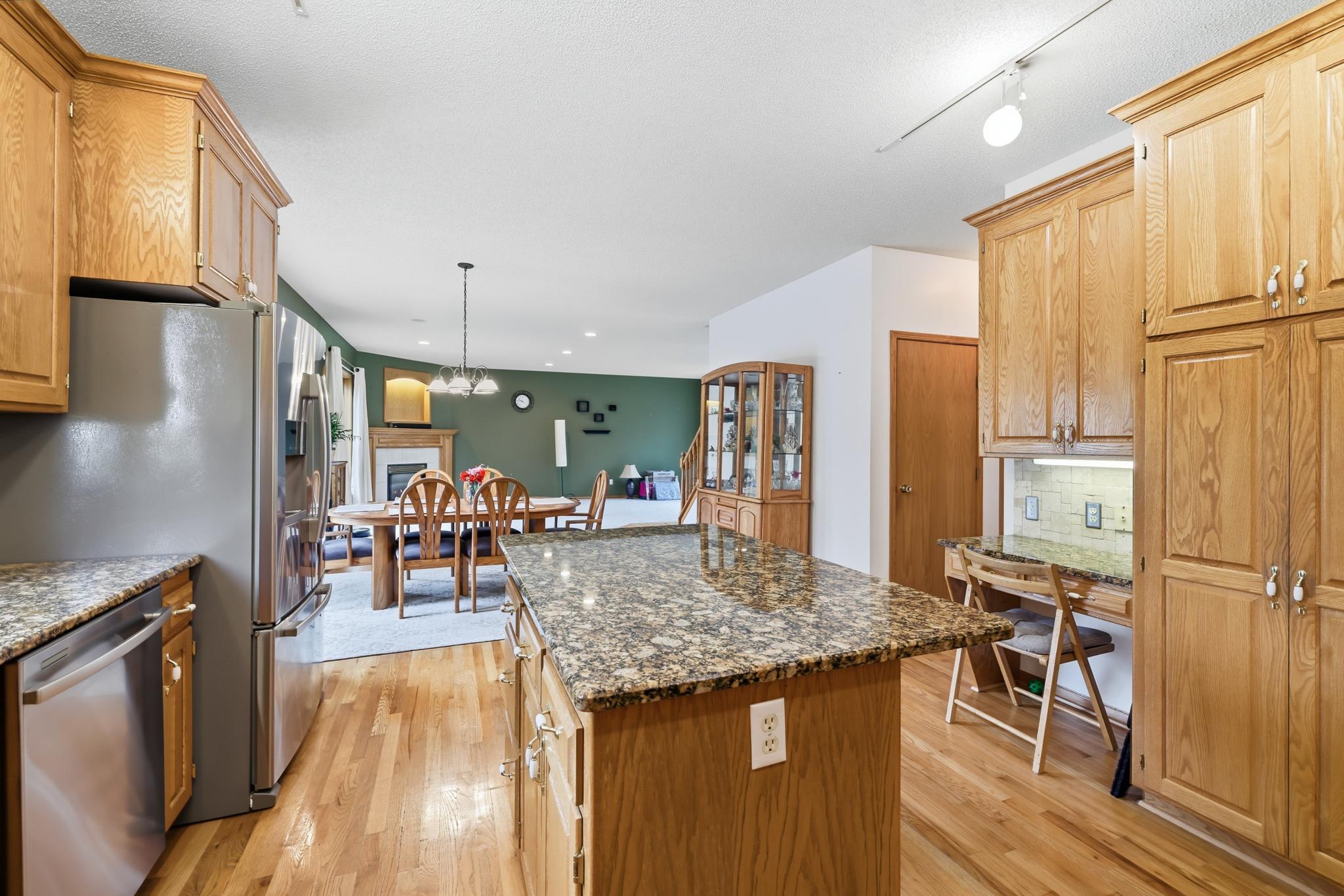 View of Residential at 21386 Goldenrod Circle, Rogers MN 55374, Rogers (12 of 42) - Mike Wilen | Minnesota Team Real Estate