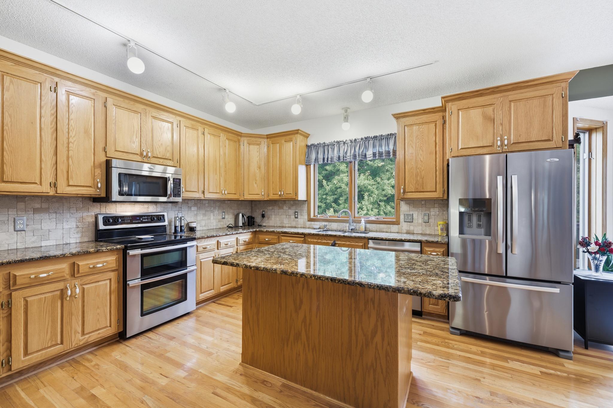 View of Residential at 21386 Goldenrod Circle, Rogers MN 55374, Rogers (10 of 42) - Mike Wilen | Minnesota Team Real Estate