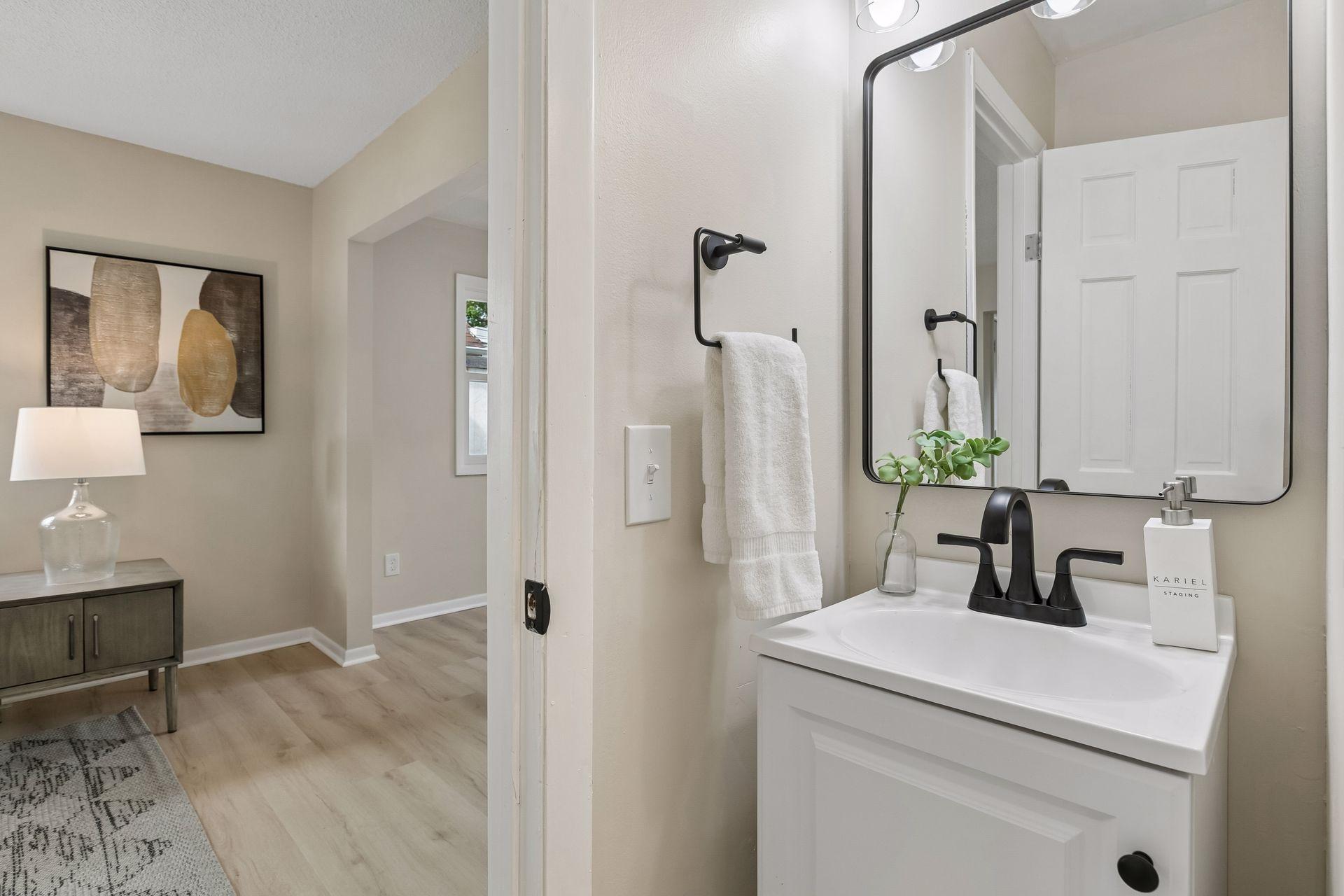 View of Residential at 4606 Bryant Avenue, Minneapolis MN 55412, Minneapolis (21 of 39) - Mike Wilen | Minnesota Team Real Estate