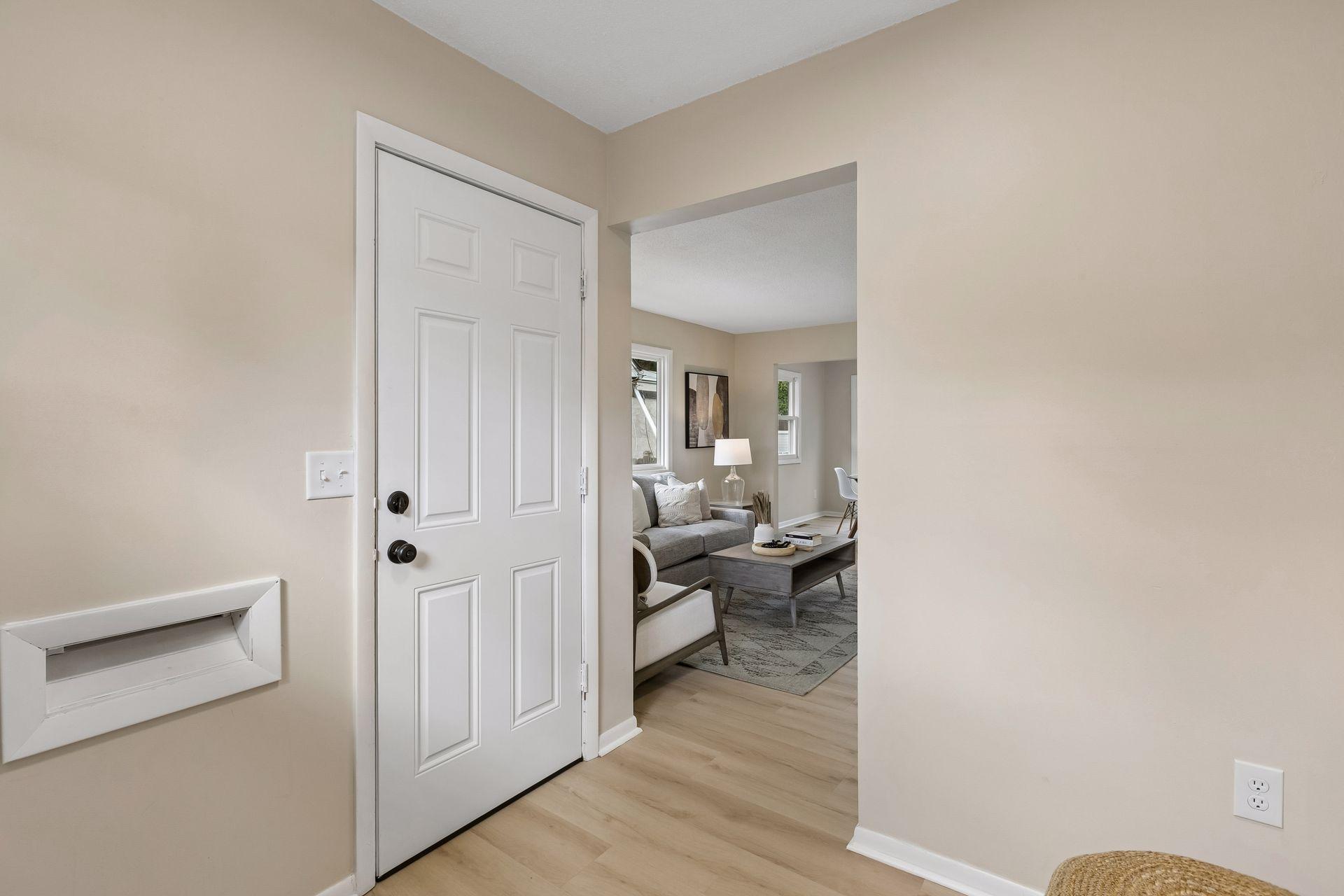 View of Residential at 4606 Bryant Avenue, Minneapolis MN 55412, Minneapolis (23 of 39) - Mike Wilen | Minnesota Team Real Estate