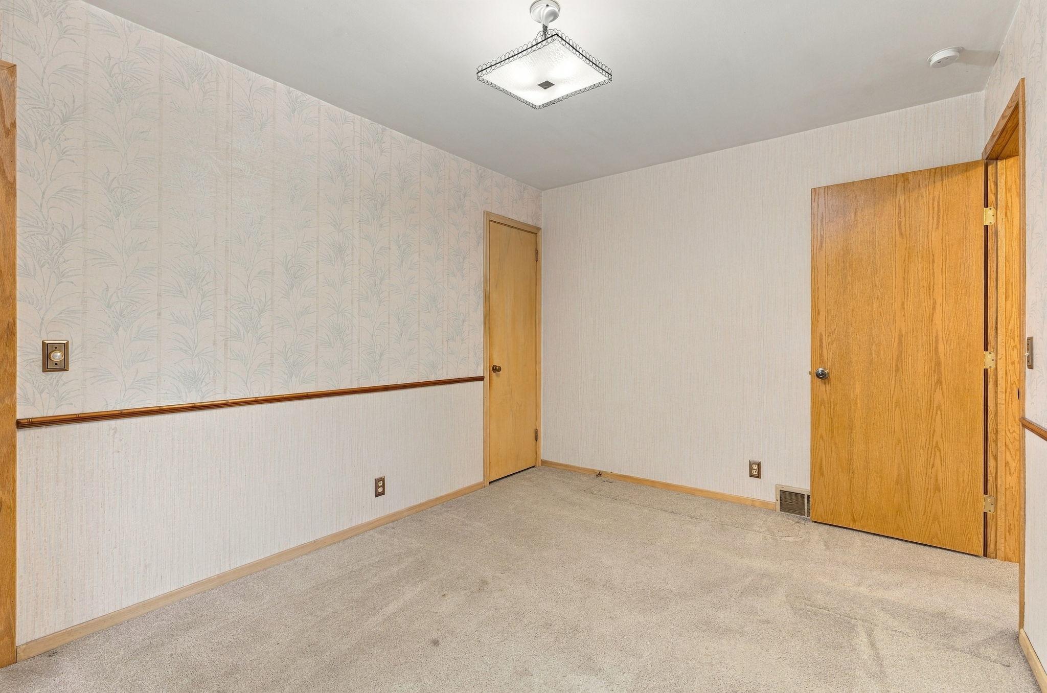 View of Residential at 9025 10th Avenue, Bloomington MN 55420, Bloomington (31 of 45) - Mike Wilen | Minnesota Team Real Estate