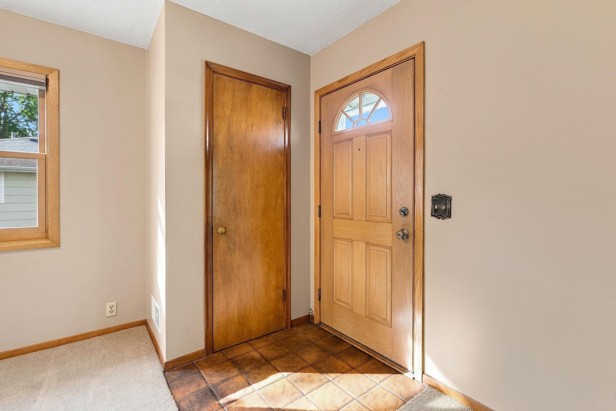 View of Residential at 9025 10th Avenue, Bloomington MN 55420, Bloomington (6 of 45) - Mike Wilen | Minnesota Team Real Estate