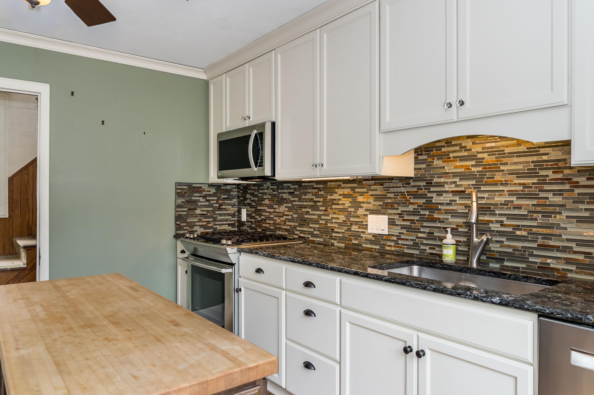 View of Residential at 2500 Humboldt Avenue, Minneapolis MN 55405, Minneapolis (15 of 55) - Mike Wilen | Minnesota Team Real Estate