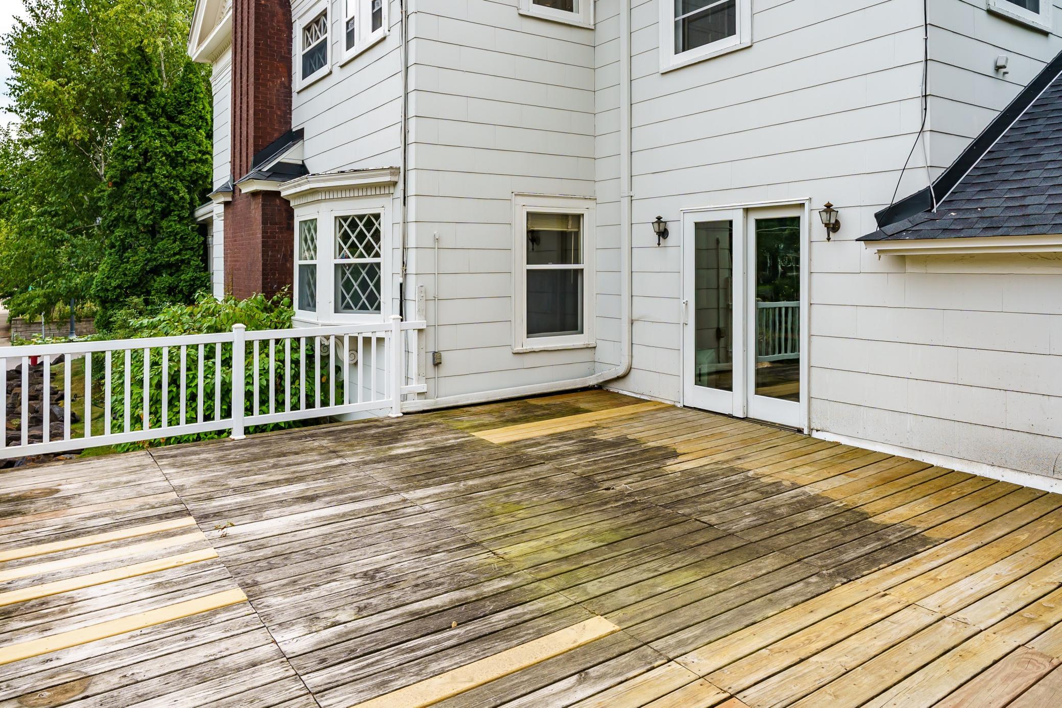 View of Residential at 2500 Humboldt Avenue, Minneapolis MN 55405, Minneapolis (20 of 55) - Mike Wilen | Minnesota Team Real Estate