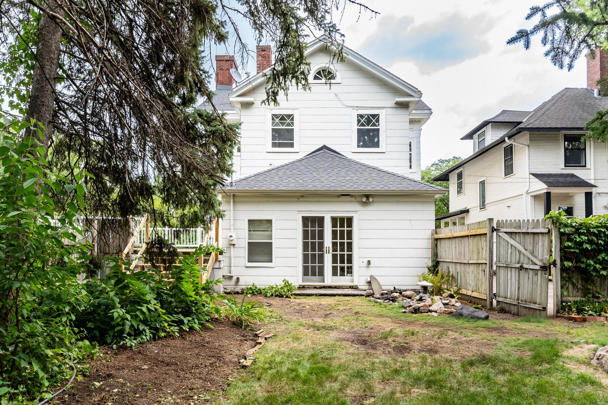 View of Residential at 2500 Humboldt Avenue, Minneapolis MN 55405, Minneapolis (36 of 55) - Mike Wilen | Minnesota Team Real Estate