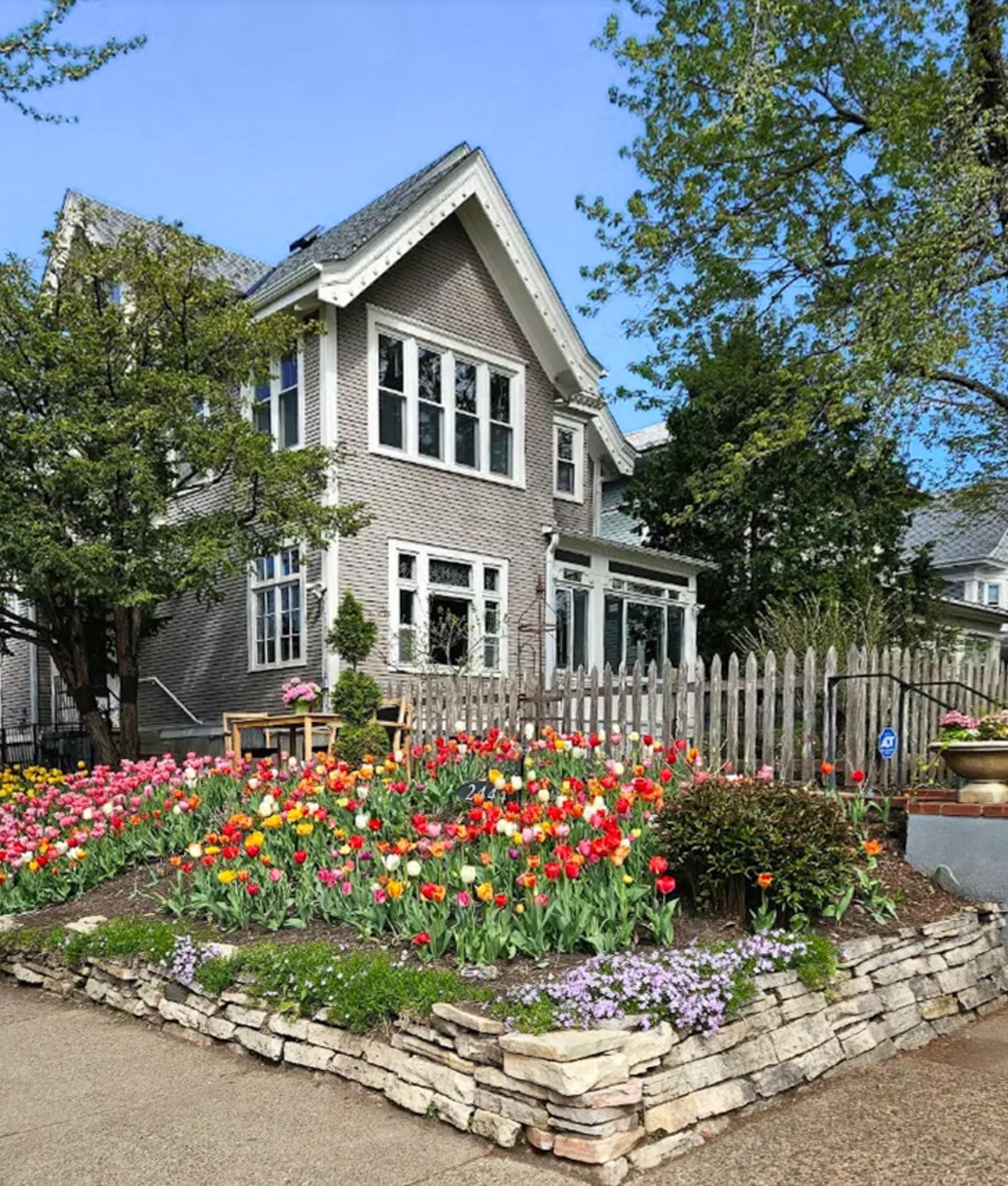 View of Residential at 2500 Humboldt Avenue, Minneapolis MN 55405, Minneapolis (48 of 55) - Mike Wilen | Minnesota Team Real Estate