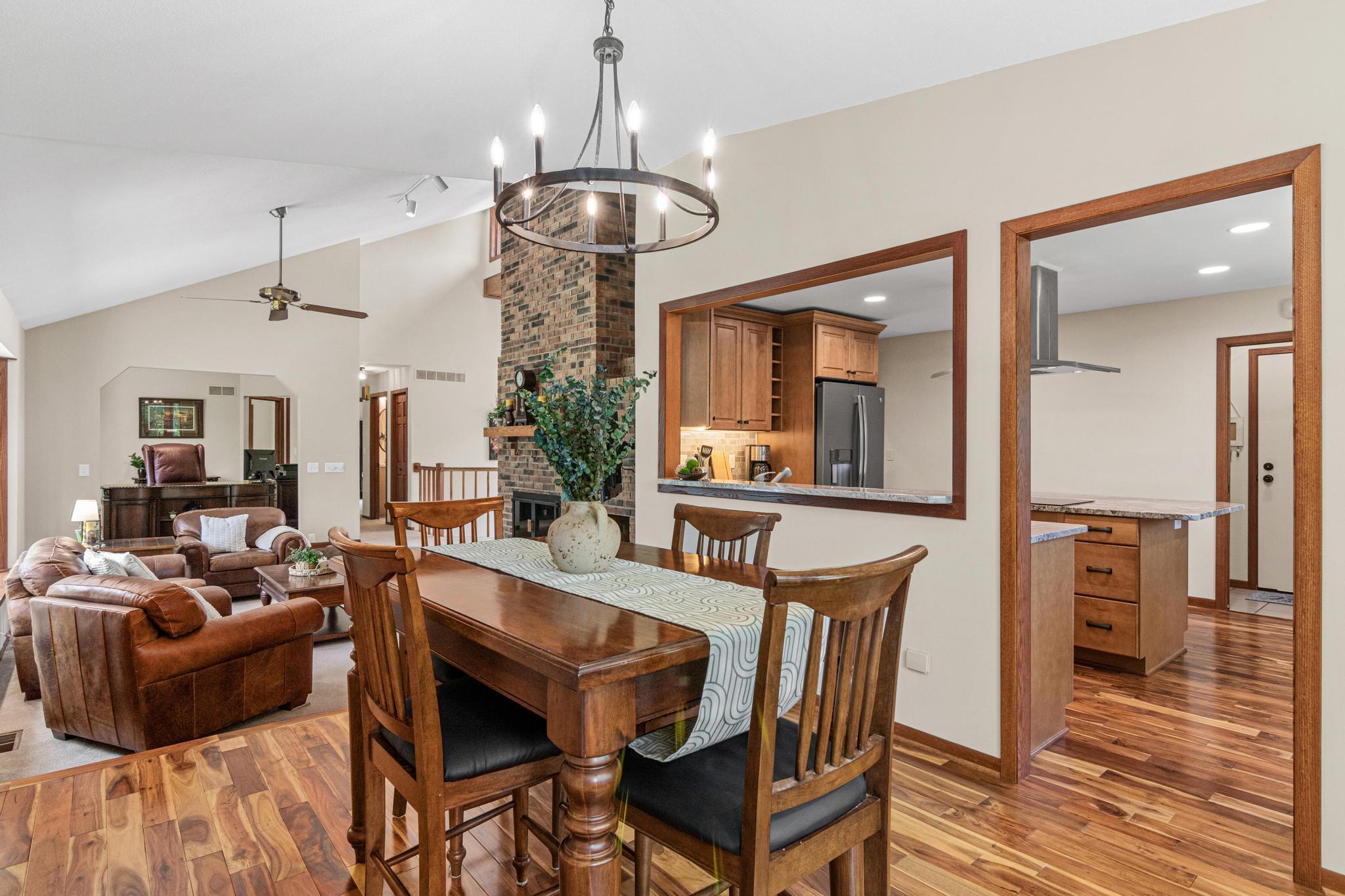 View of Residential at 2915 Bruce Court, Inver Grove Heights MN 55077, Inver Grove Heights (12 of 40) - Mike Wilen | Minnesota Team Real Estate
