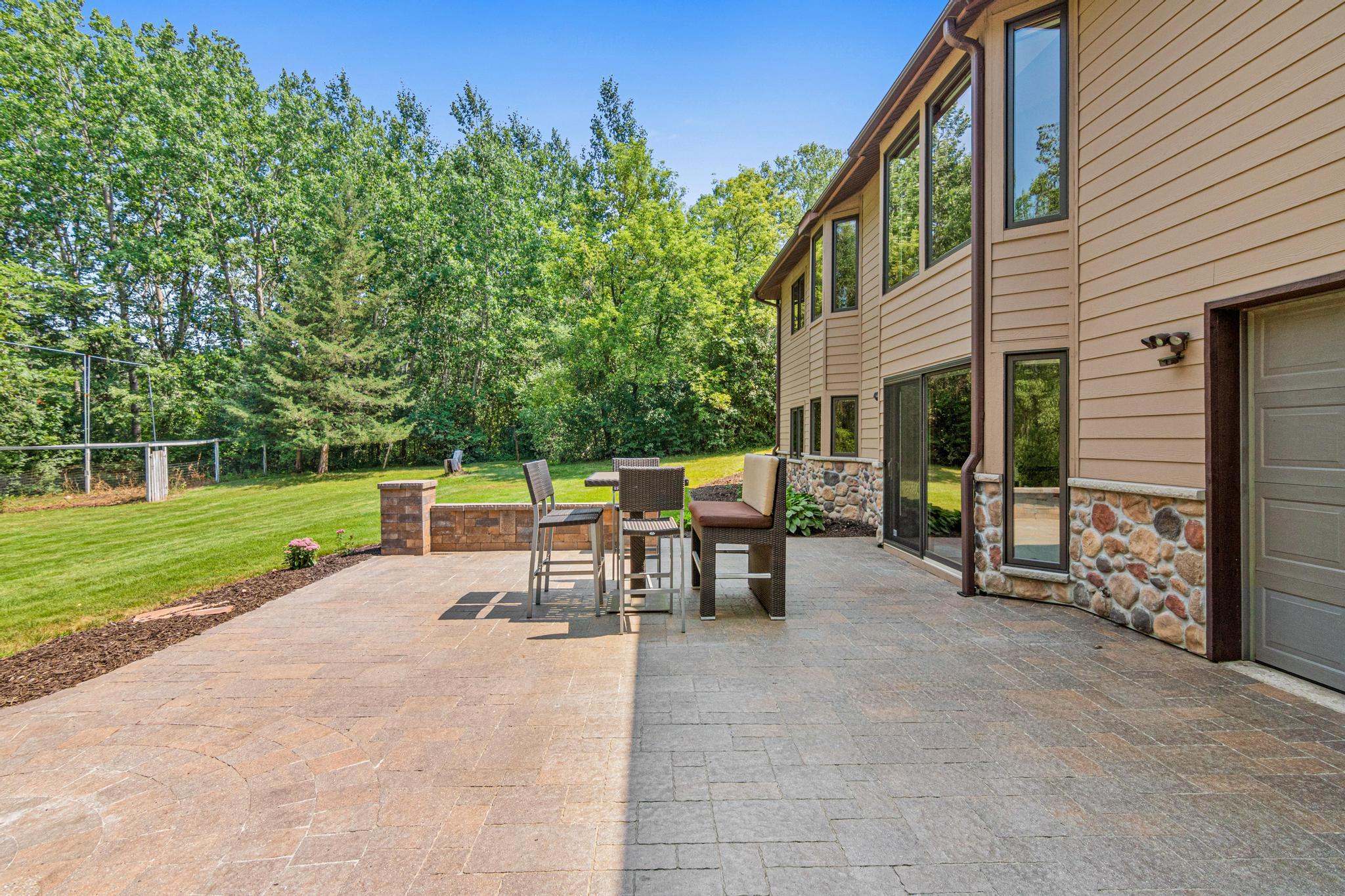 View of Residential at 2915 Bruce Court, Inver Grove Heights MN 55077, Inver Grove Heights (31 of 40) - Mike Wilen | Minnesota Team Real Estate