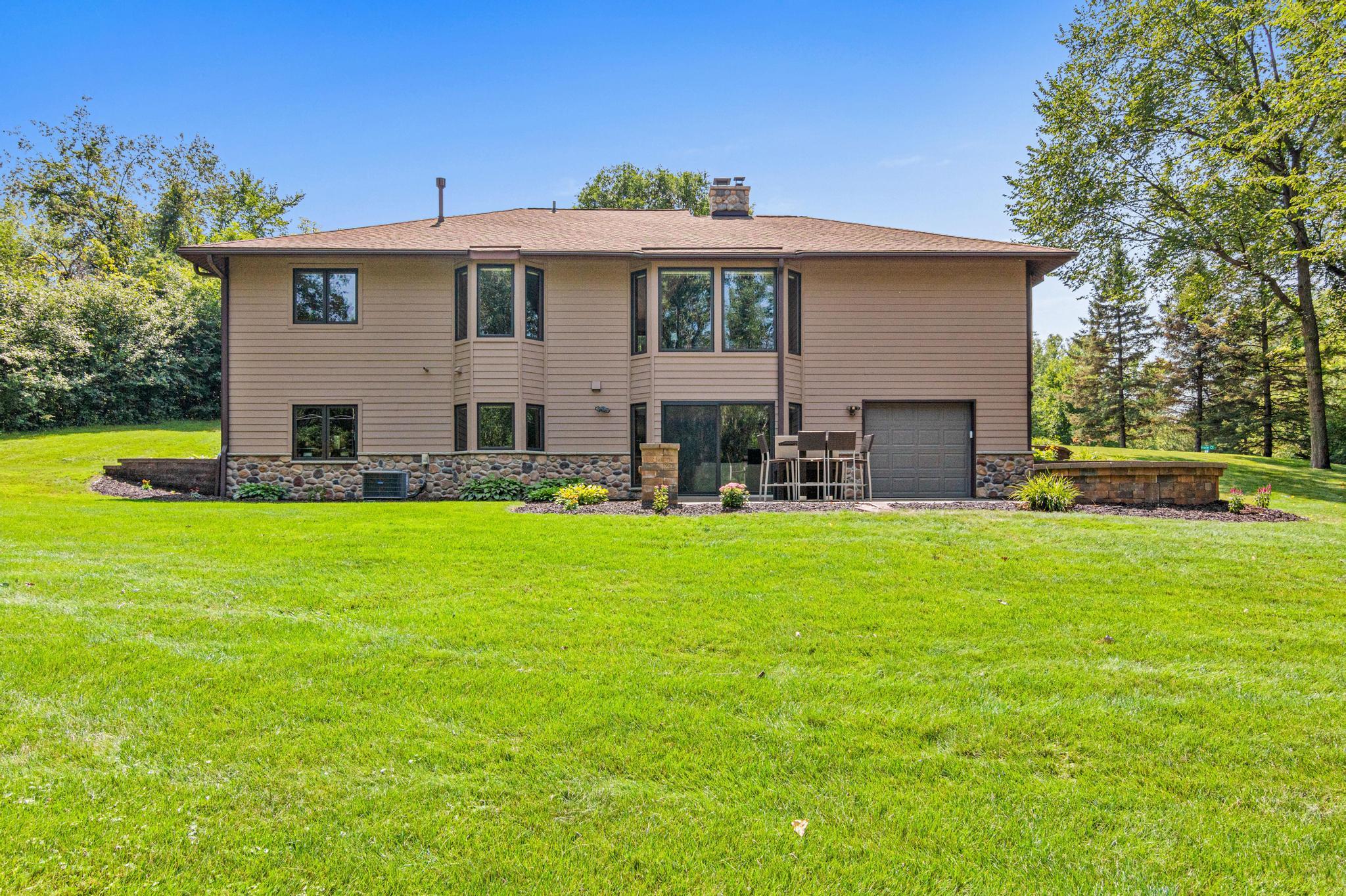 View of Residential at 2915 Bruce Court, Inver Grove Heights MN 55077, Inver Grove Heights (32 of 40) - Mike Wilen | Minnesota Team Real Estate