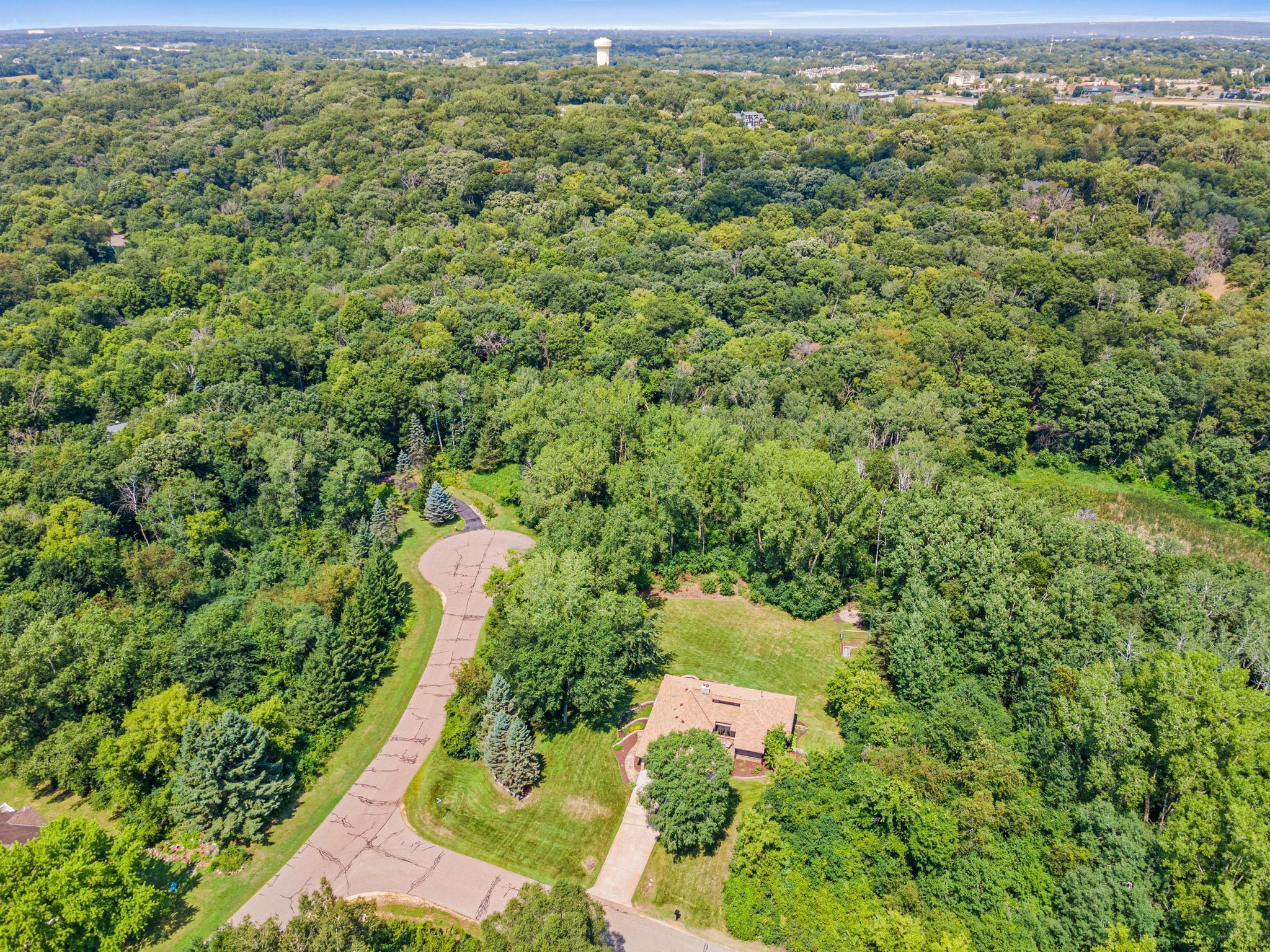View of Residential at 2915 Bruce Court, Inver Grove Heights MN 55077, Inver Grove Heights (34 of 40) - Mike Wilen | Minnesota Team Real Estate