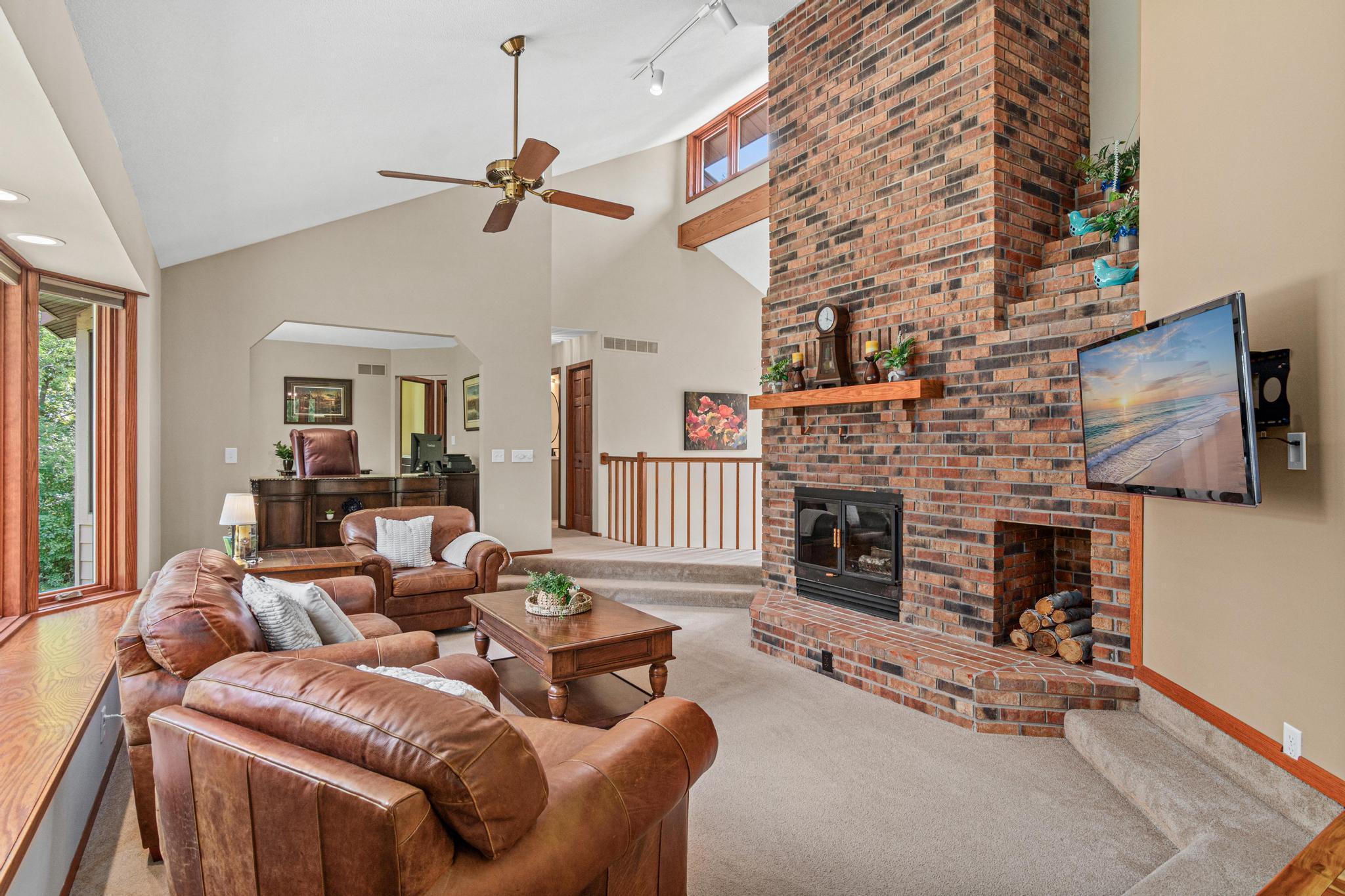 View of Residential at 2915 Bruce Court, Inver Grove Heights MN 55077, Inver Grove Heights (10 of 40) - Mike Wilen | Minnesota Team Real Estate