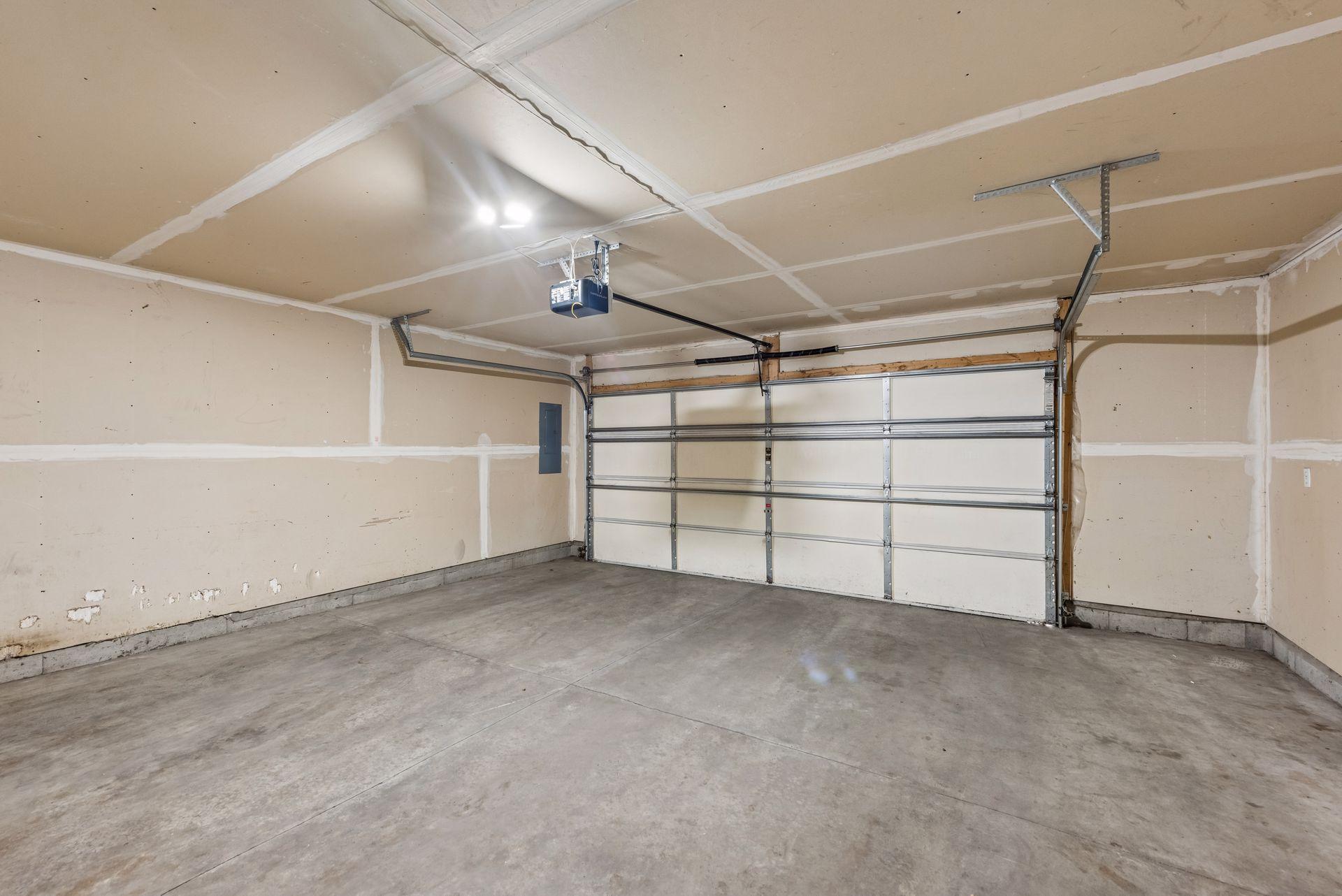 View of Residential at 727 2nd Street, Hopkins MN 55343, Hopkins (28 of 29) - Mike Wilen | Minnesota Team Real Estate