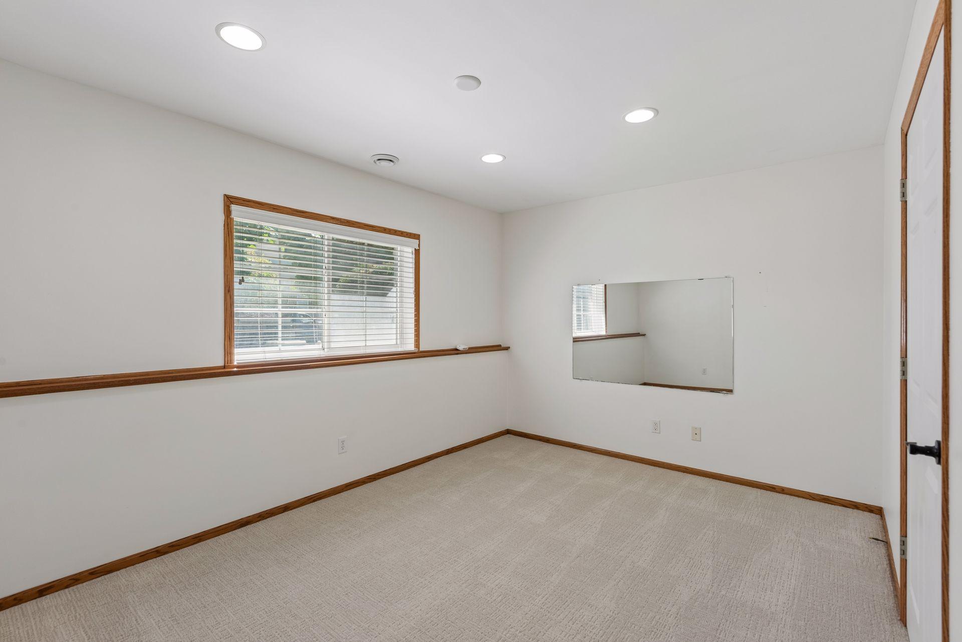 View of Residential at 727 2nd Street, Hopkins MN 55343, Hopkins (25 of 29) - Mike Wilen | Minnesota Team Real Estate