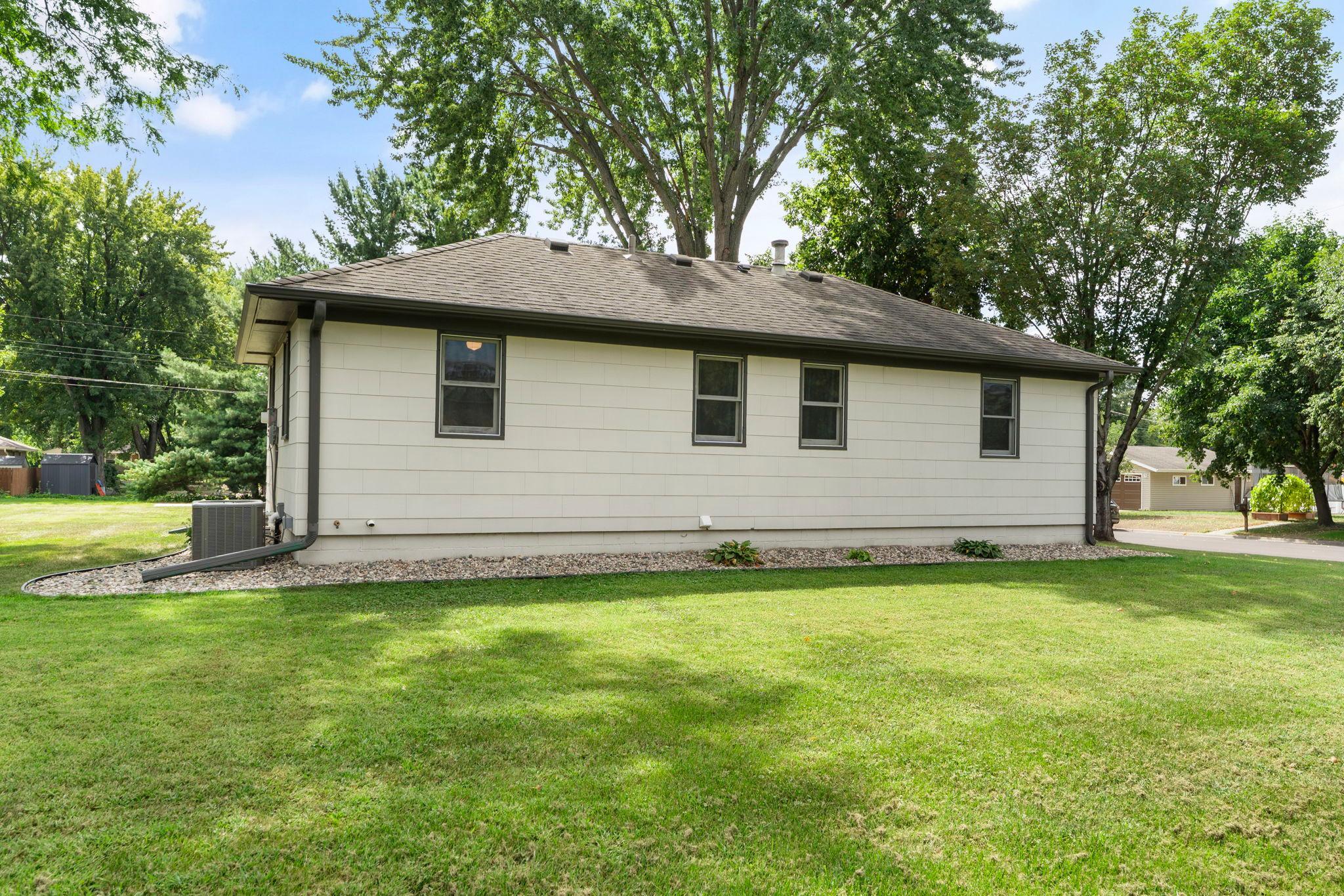 View of Residential at 409 Clay Street, Shakopee MN 55379, Shakopee (42 of 55) - Mike Wilen | Minnesota Team Real Estate