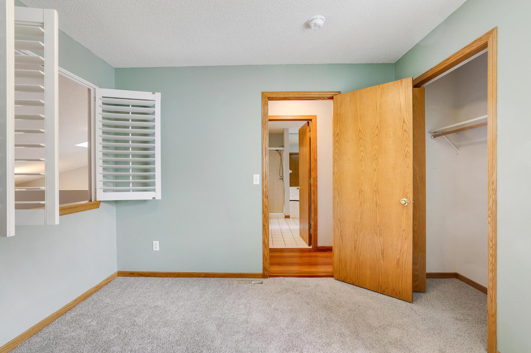 View of Residential at 6159 Creek Line Drive, Minnetonka MN 55345, Minnetonka (18 of 45) - Mike Wilen | Minnesota Team Real Estate