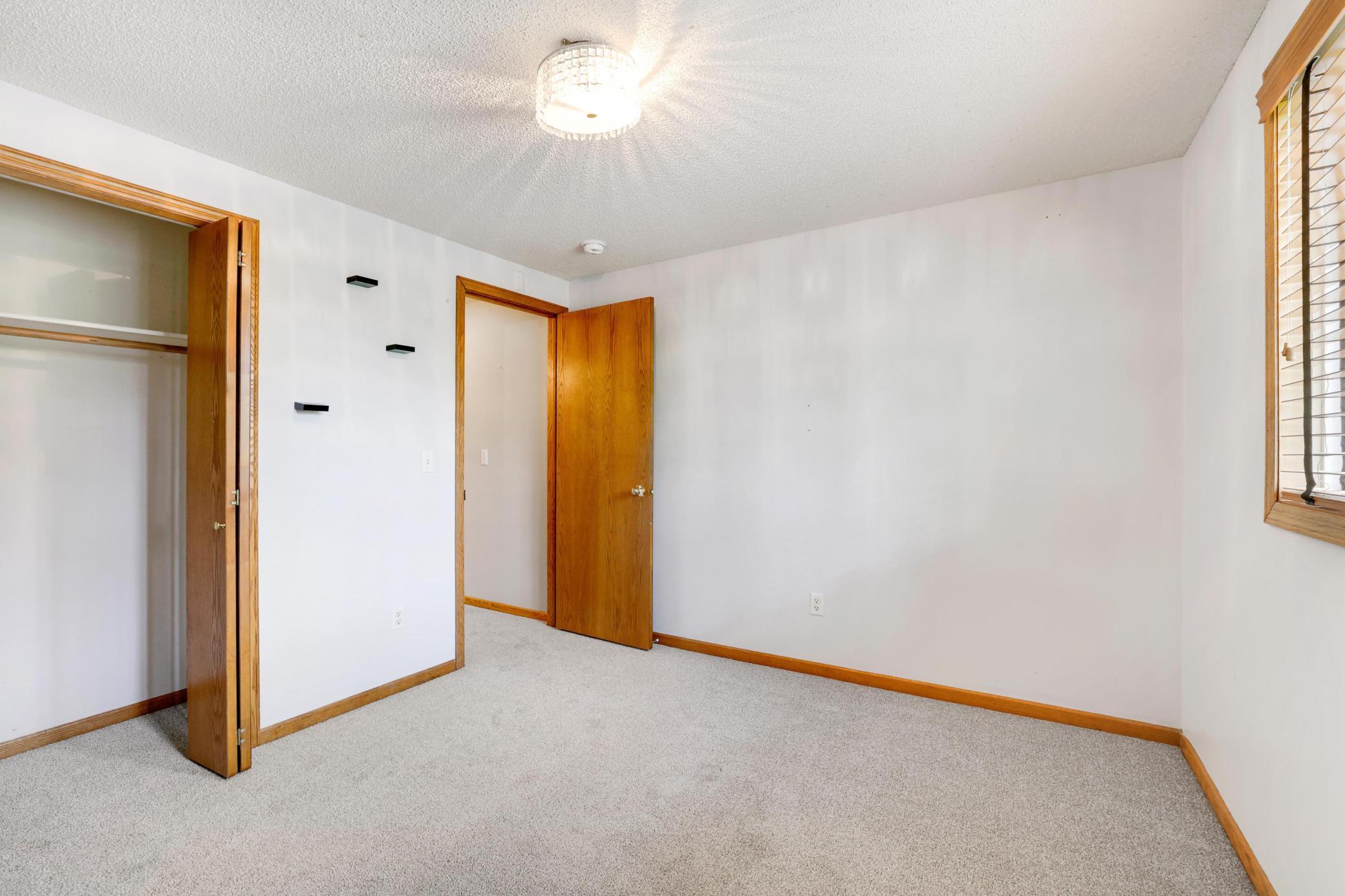 View of Residential at 6159 Creek Line Drive, Minnetonka MN 55345, Minnetonka (31 of 45) - Mike Wilen | Minnesota Team Real Estate