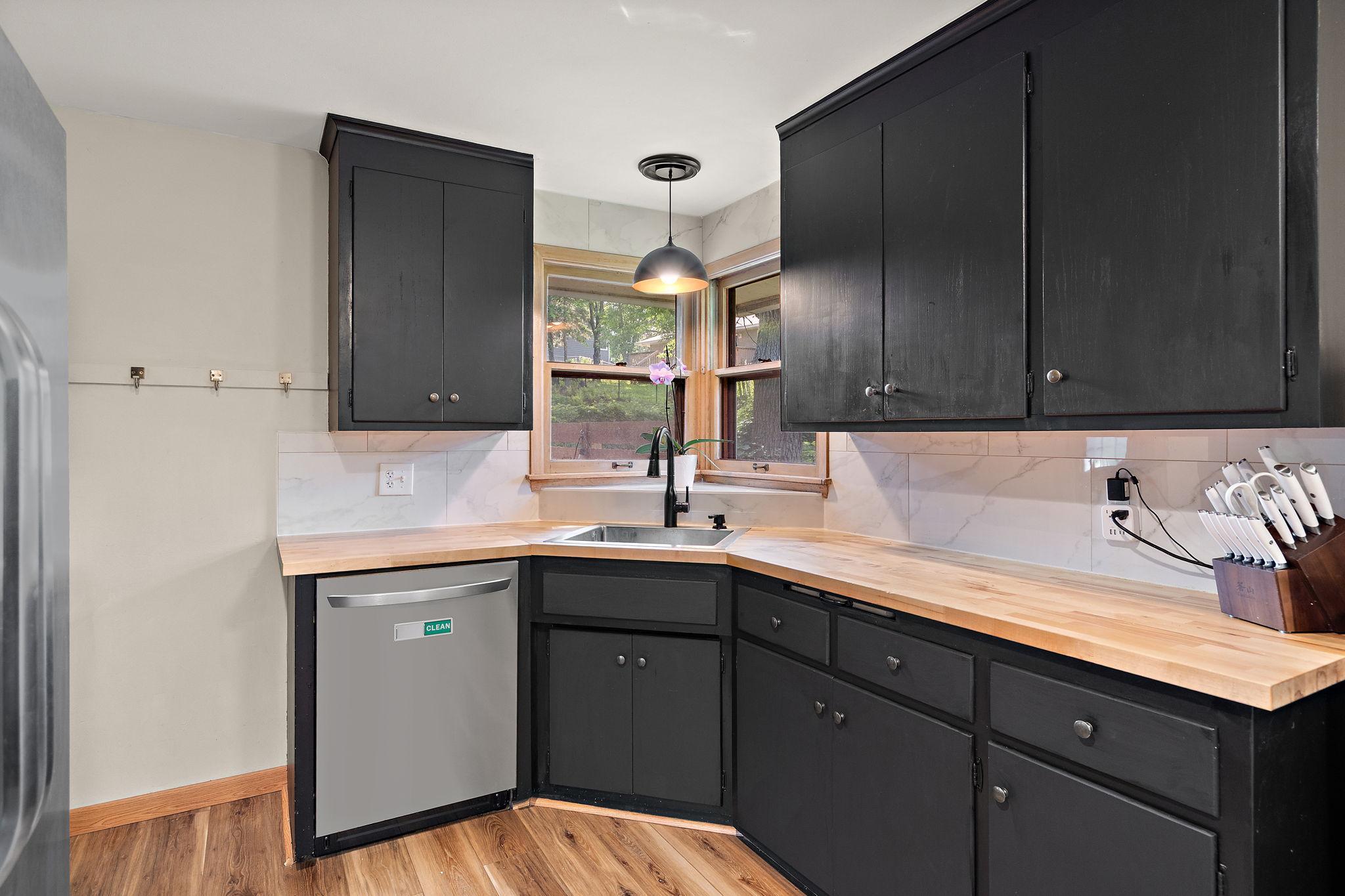 View of Residential at 1351 Hillcrest Drive, Fridley MN 55432, Fridley (11 of 43) - Mike Wilen | Minnesota Team Real Estate