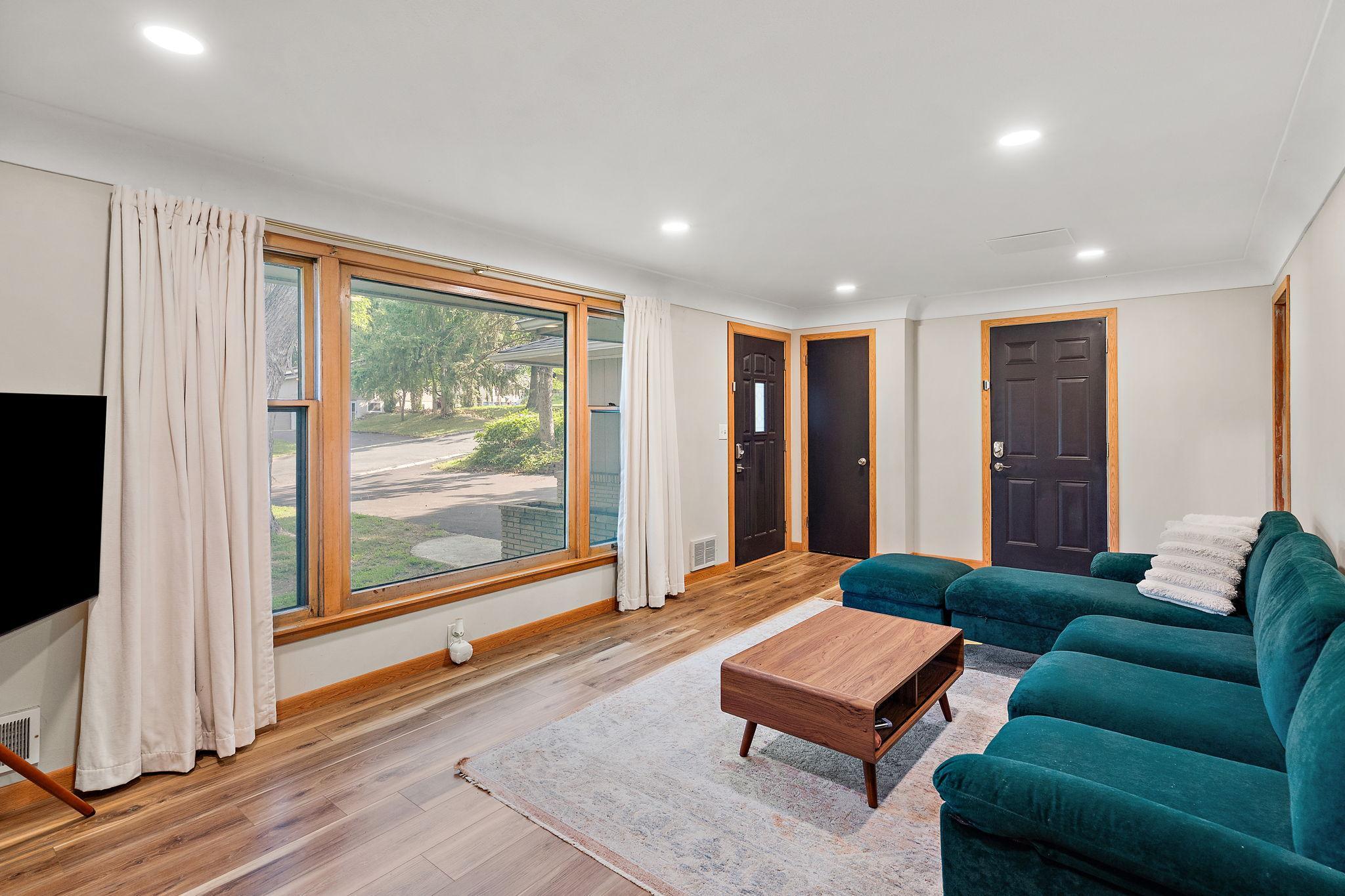 View of Residential at 1351 Hillcrest Drive, Fridley MN 55432, Fridley (16 of 43) - Mike Wilen | Minnesota Team Real Estate