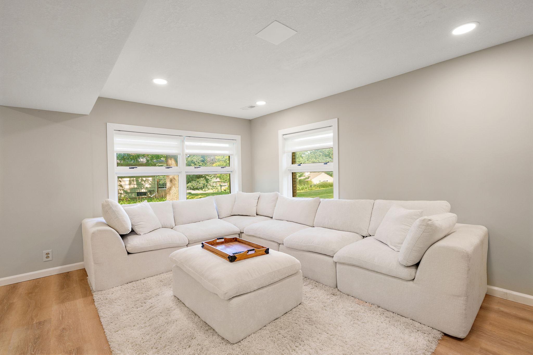 View of Residential at 1351 Hillcrest Drive, Fridley MN 55432, Fridley (19 of 43) - Mike Wilen | Minnesota Team Real Estate