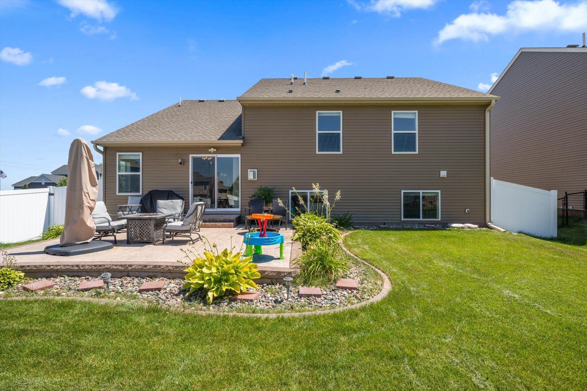 View of Residential at 13772 Apollo Way, Rosemount MN 55068, Rosemount (25 of 34) - Mike Wilen | Minnesota Team Real Estate